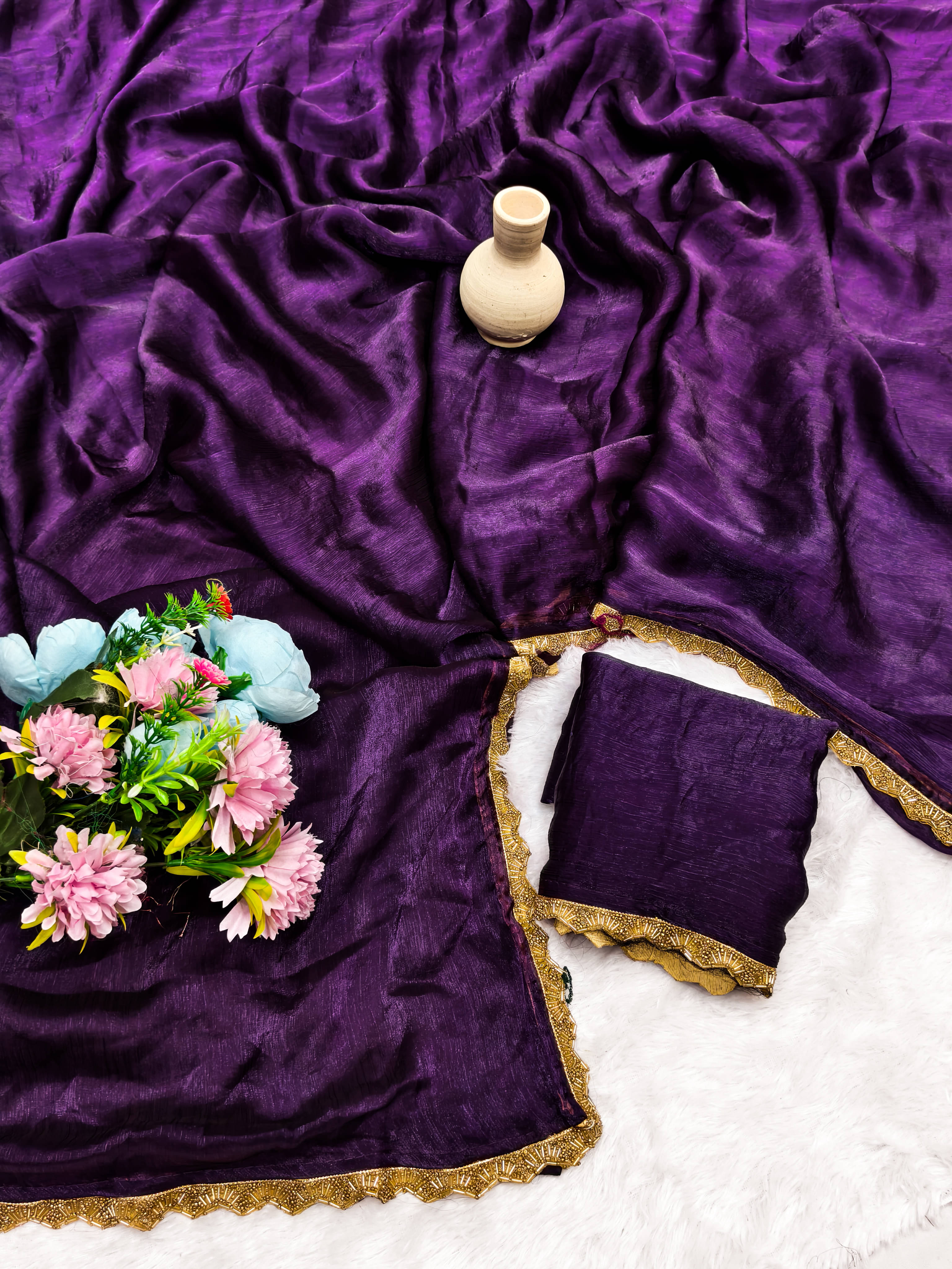 VEDANT VASTRAM Jimmy Choo Embellished Regular Saree With Unstitched Blouse Piece ( Wine )     			VEDANT VASTRAM Jimmy Choo Embellished Regular Saree With Unstitched Blouse Piece ( Wine )