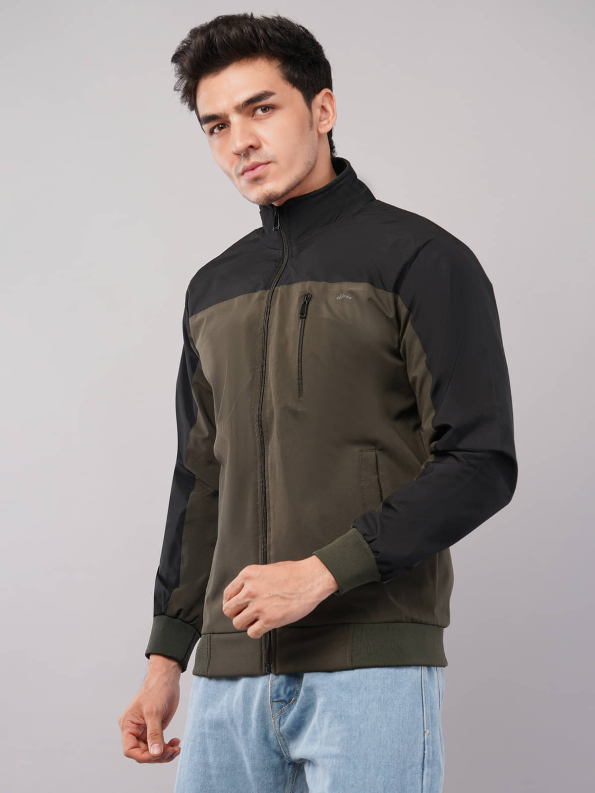     			VILAZO Polyester Men's Windcheater Jacket - Olive ( Pack of 1 )