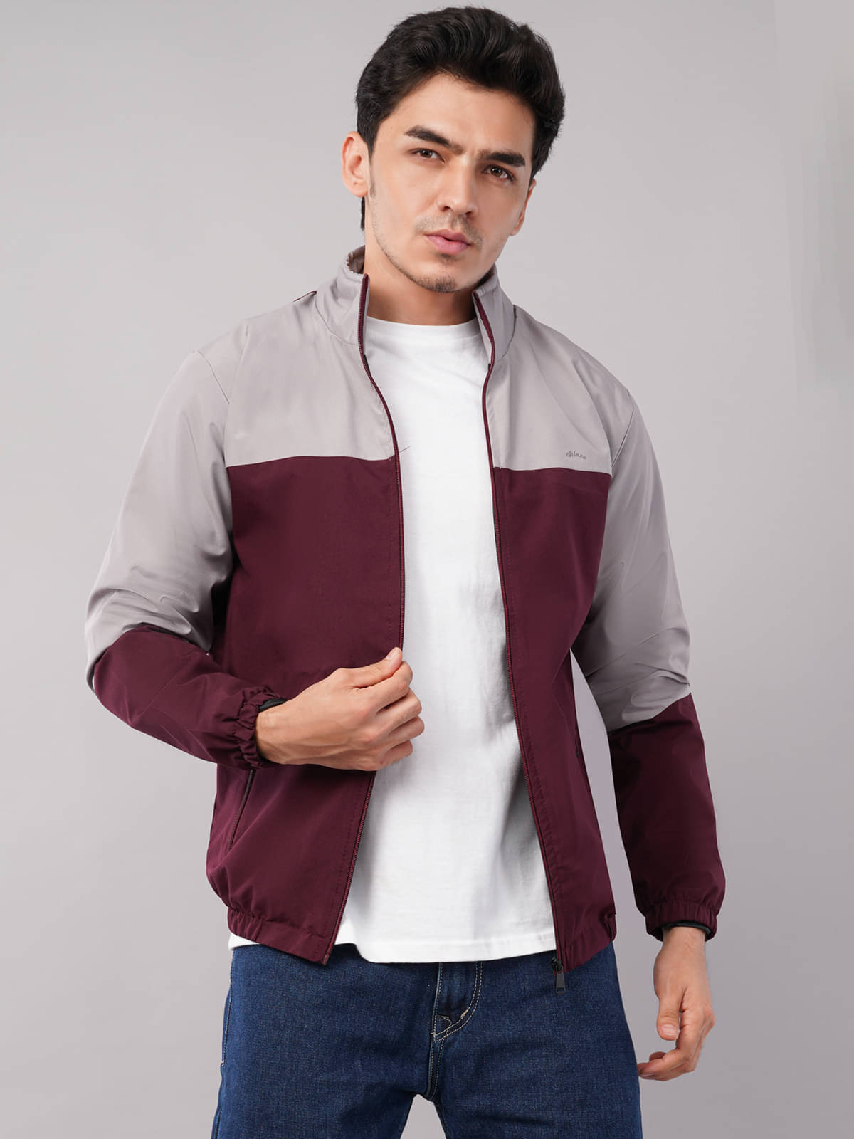 VILAZO Polyester Men's Windcheater Jacket - Maroon ( Pack of 1 ) VILAZO Polyester Men's Windcheater Jacket - Maroon ( Pack of 1 )