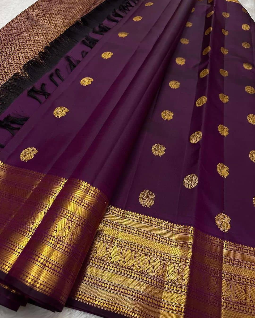 Vastukala Silk Woven Kanjeevaram Sarees With Unstitched Blouse Piece ( Purple ) - Sarees | Buy online on ZillyBuy