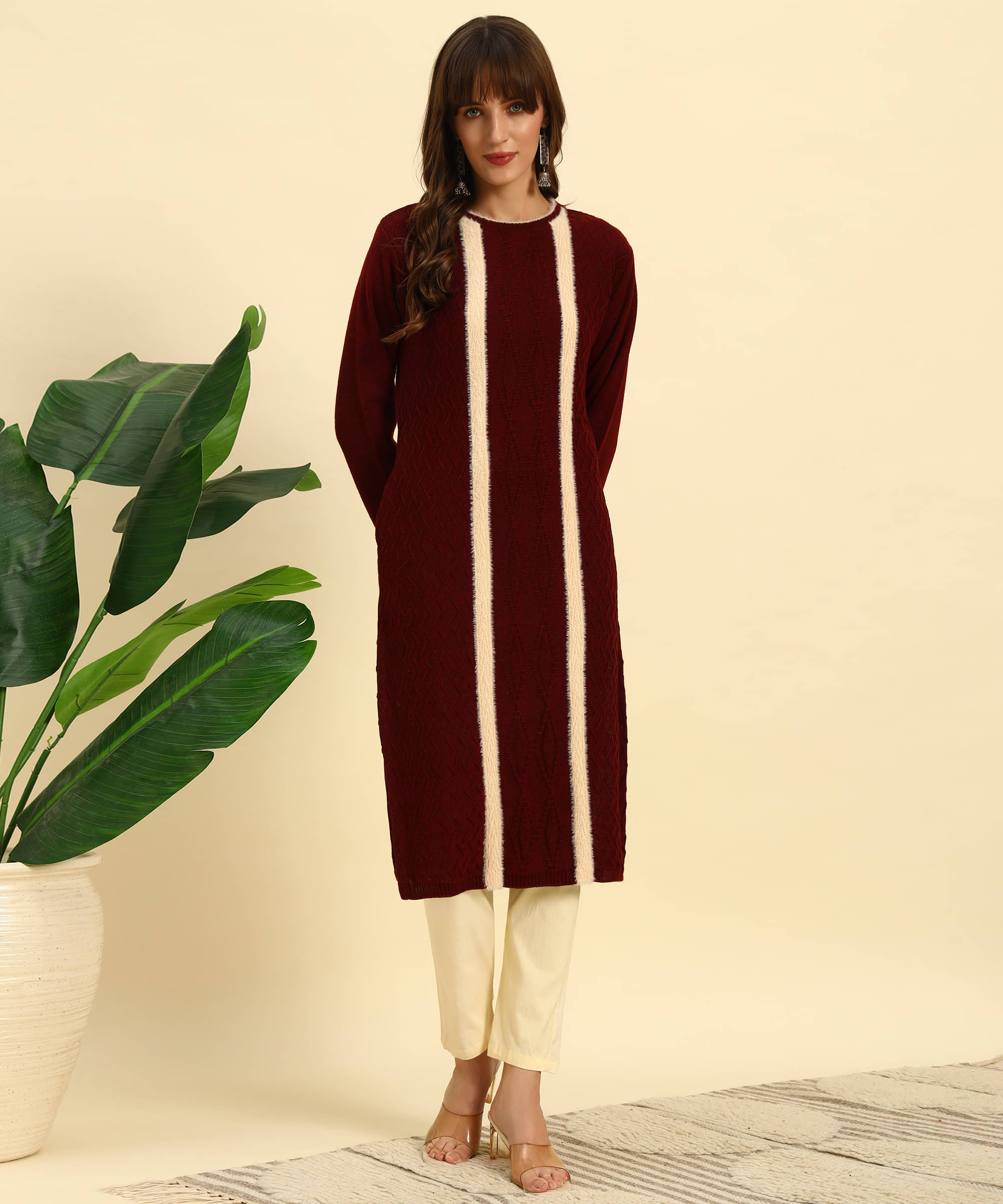    			Canblar Women Woollen Striped Straight Kurti ( Maroon )