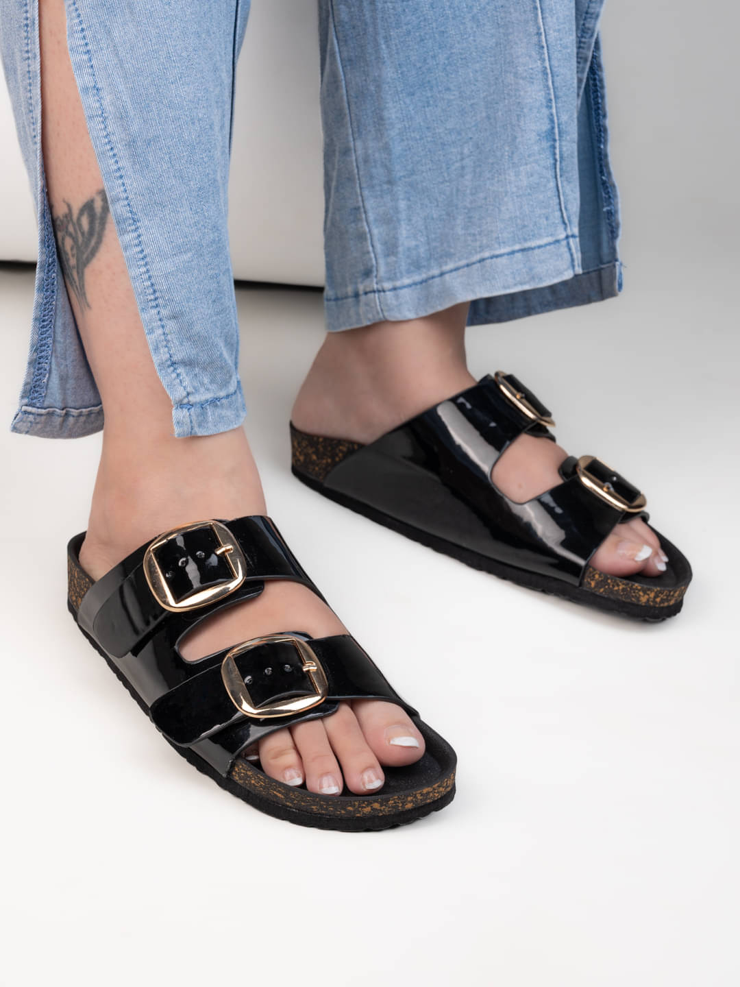     			Fentacia Black Women's Flats