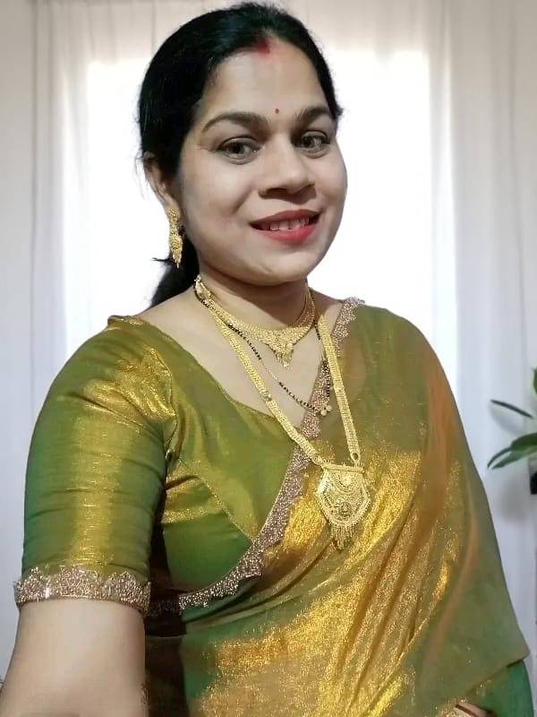     			Madhav Art Chiffon Embroidered Regular Saree With Unstitched Blouse Piece ( Gold )