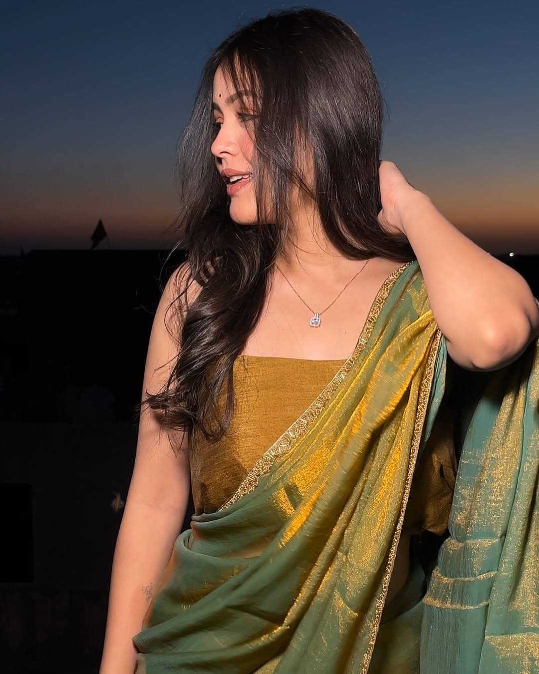     			Madhav Art Chiffon Embroidered Regular Saree With Unstitched Blouse Piece ( Gold )