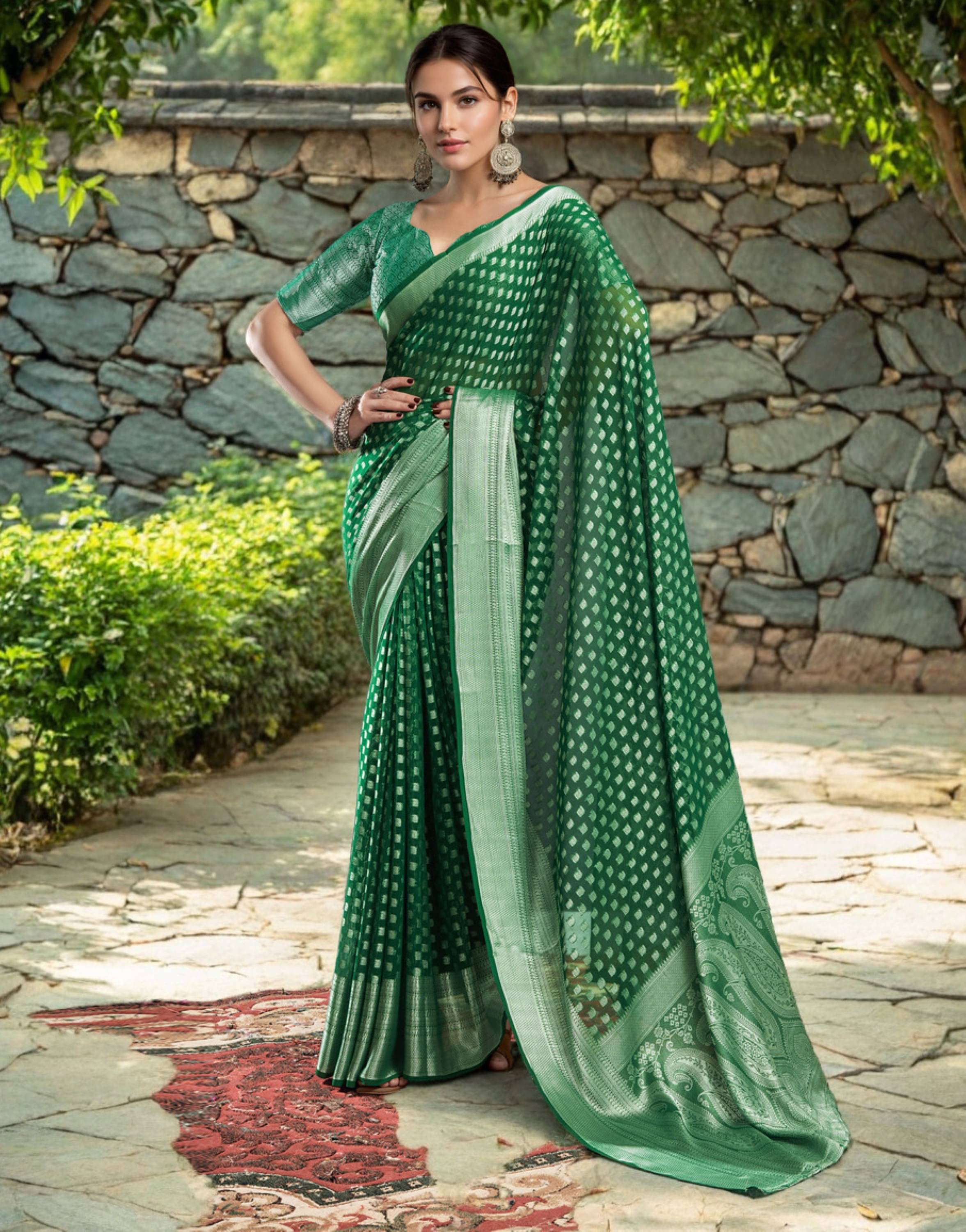     			PANZORA Georgette Solid Regular Saree Without Blouse Piece ( Green )