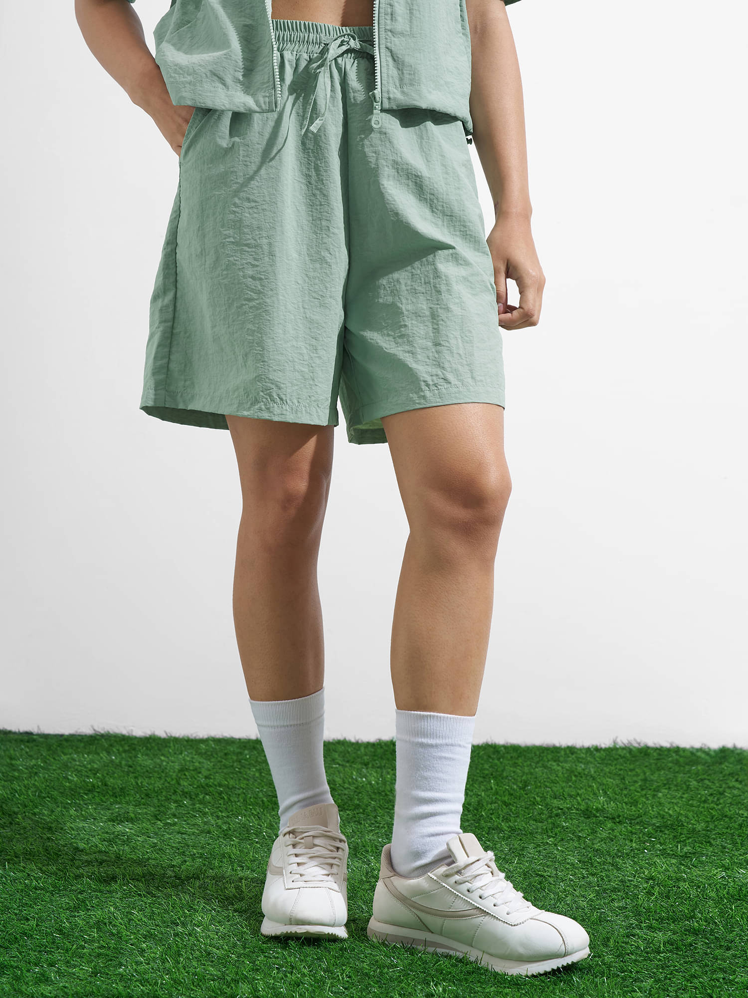     			Tokyo Talkies Women Nylon Regular Shorts ( Green )