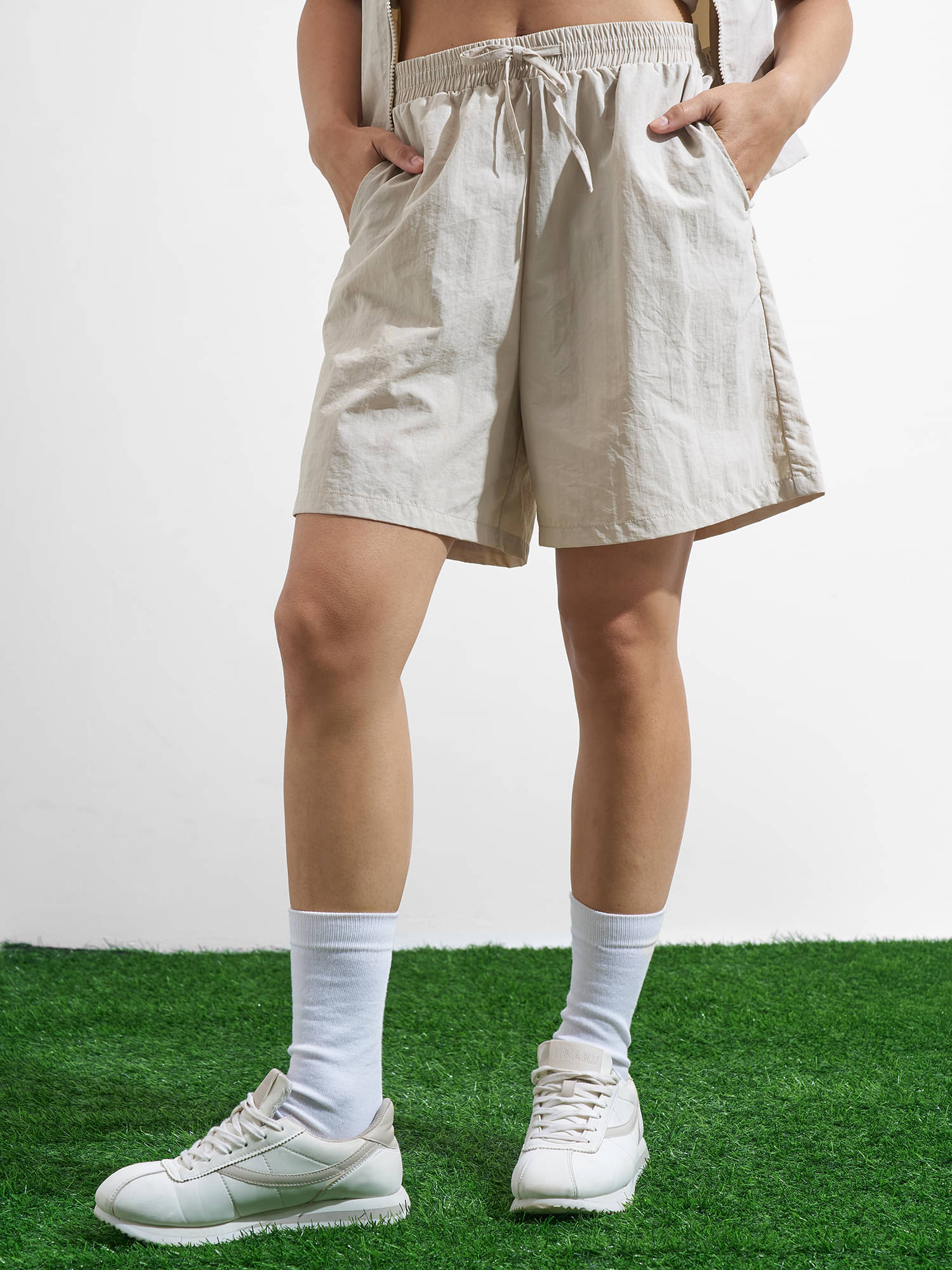     			Tokyo Talkies Women Nylon Regular Shorts ( Beige )