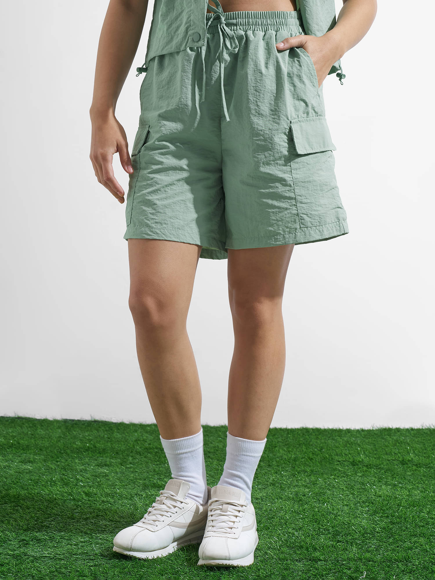     			Tokyo Talkies Women Nylon Regular Shorts ( Green )