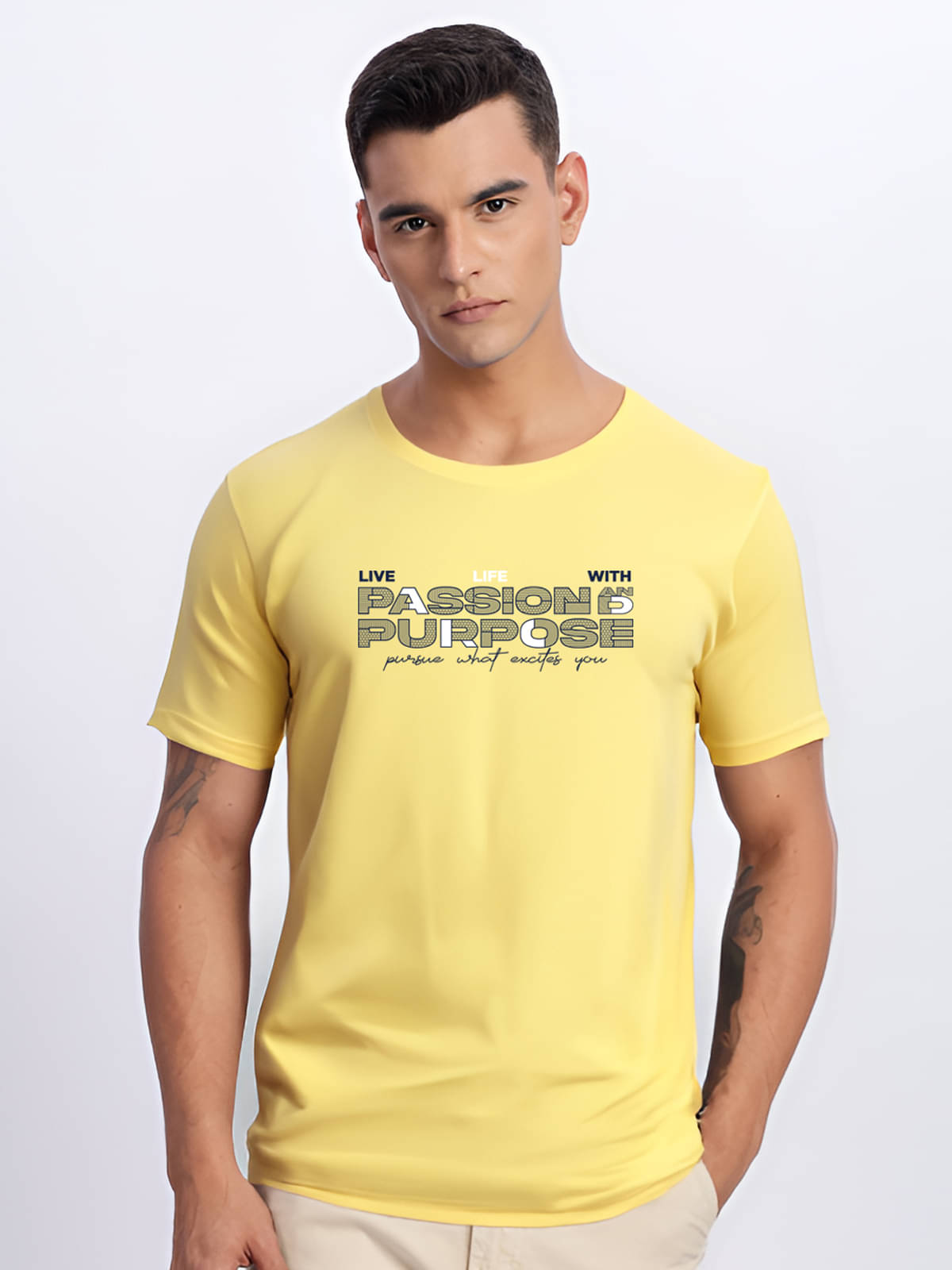     			Adro Men Cotton Blend Regular Fit Printed T-Shirt ( Yellow )