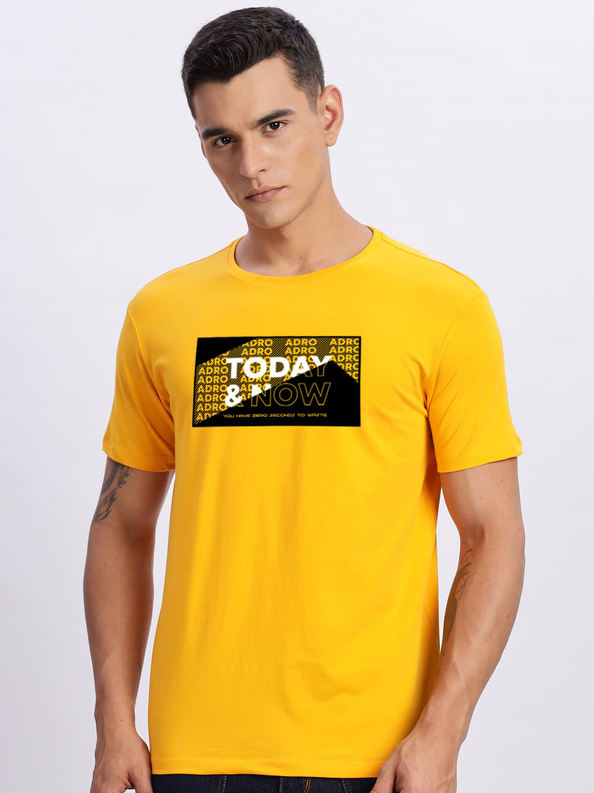     			Adro Men Cotton Blend Regular Fit Printed T-Shirt ( Mustard )