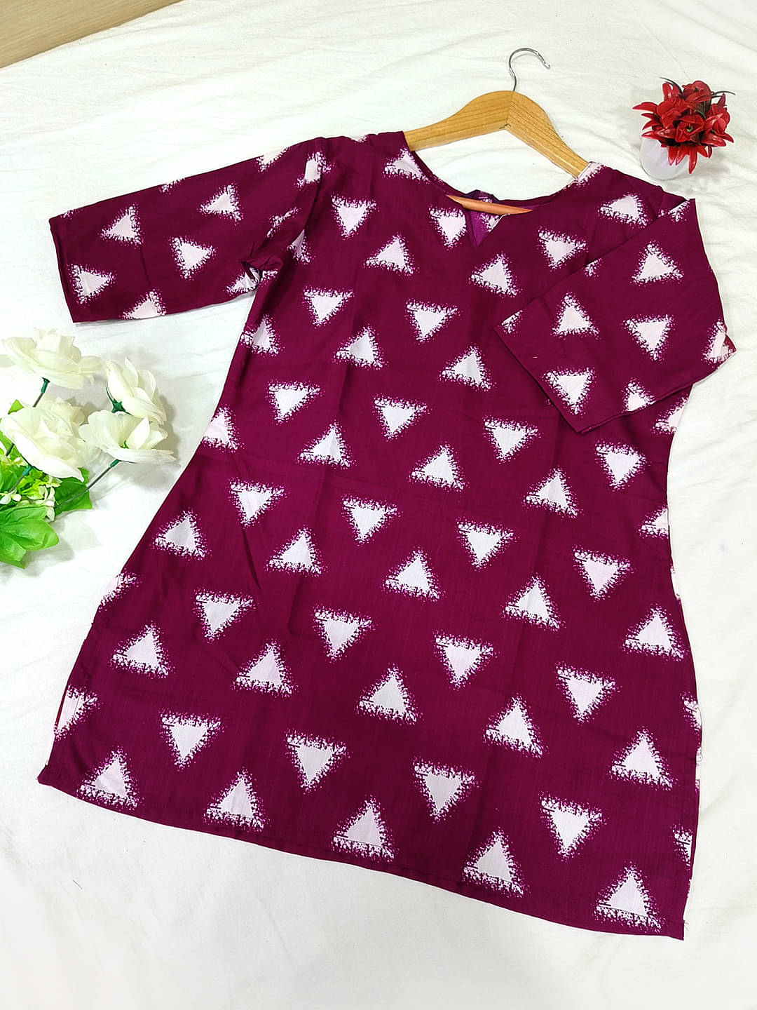 1 Stop Fashion Women Cotton Blend Printed Kurti ( Wine ) 1 Stop Fashion Women Cotton Blend Printed Kurti ( Wine )