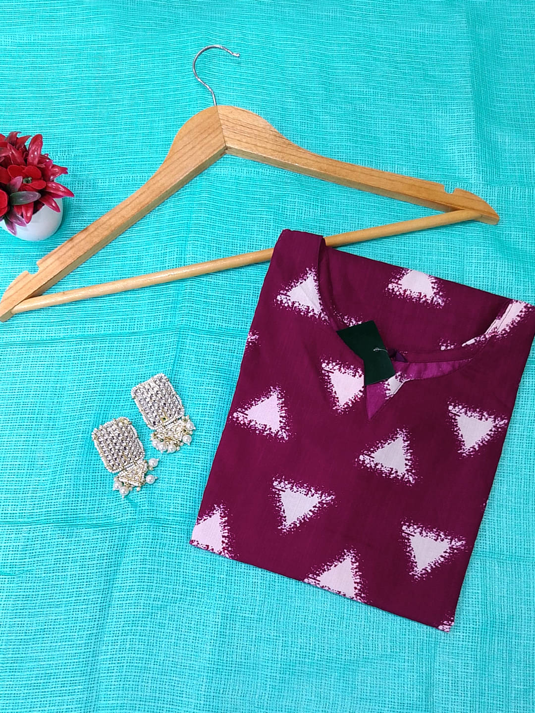 1 Stop Fashion Women Cotton Blend Printed Kurti ( Wine ) 1 Stop Fashion Women Cotton Blend Printed Kurti ( Wine )