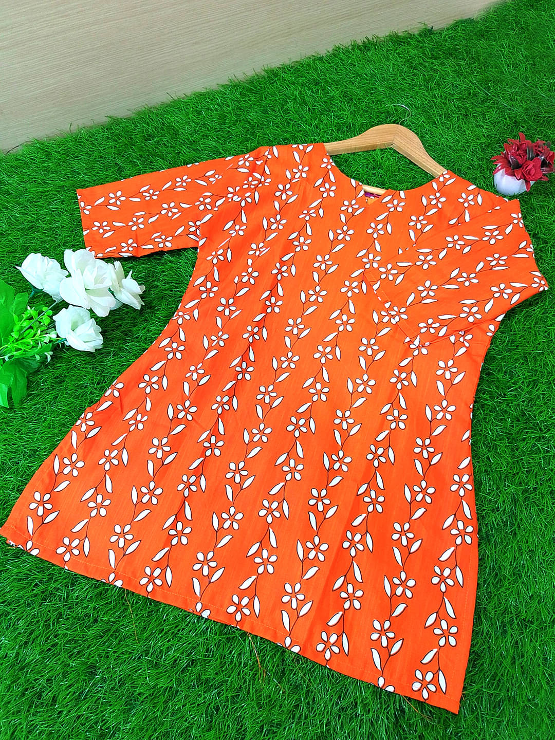 1 Stop Fashion Women Cotton Blend Printed Kurti ( Orange ) 1 Stop Fashion Women Cotton Blend Printed Kurti ( Orange )