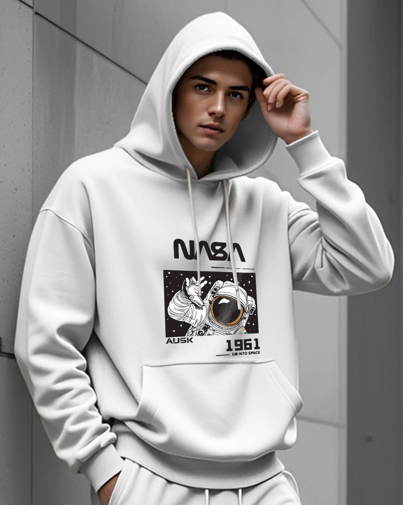     			AUSK Fleece Hooded Men's Sweatshirt - White ( Pack of 1 )