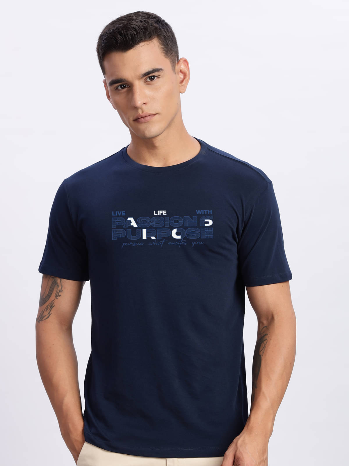     			Adro Men Cotton Blend Regular Fit Printed T-Shirt ( Navy Blue )