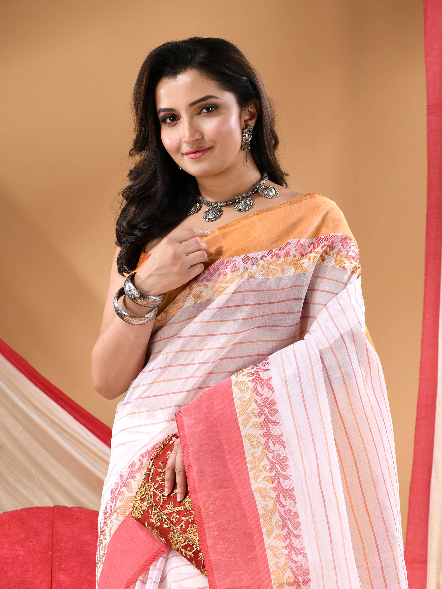     			Desh Bidesh Cotton Self Design Tant Saree Without Blouse Piece ( Orange )