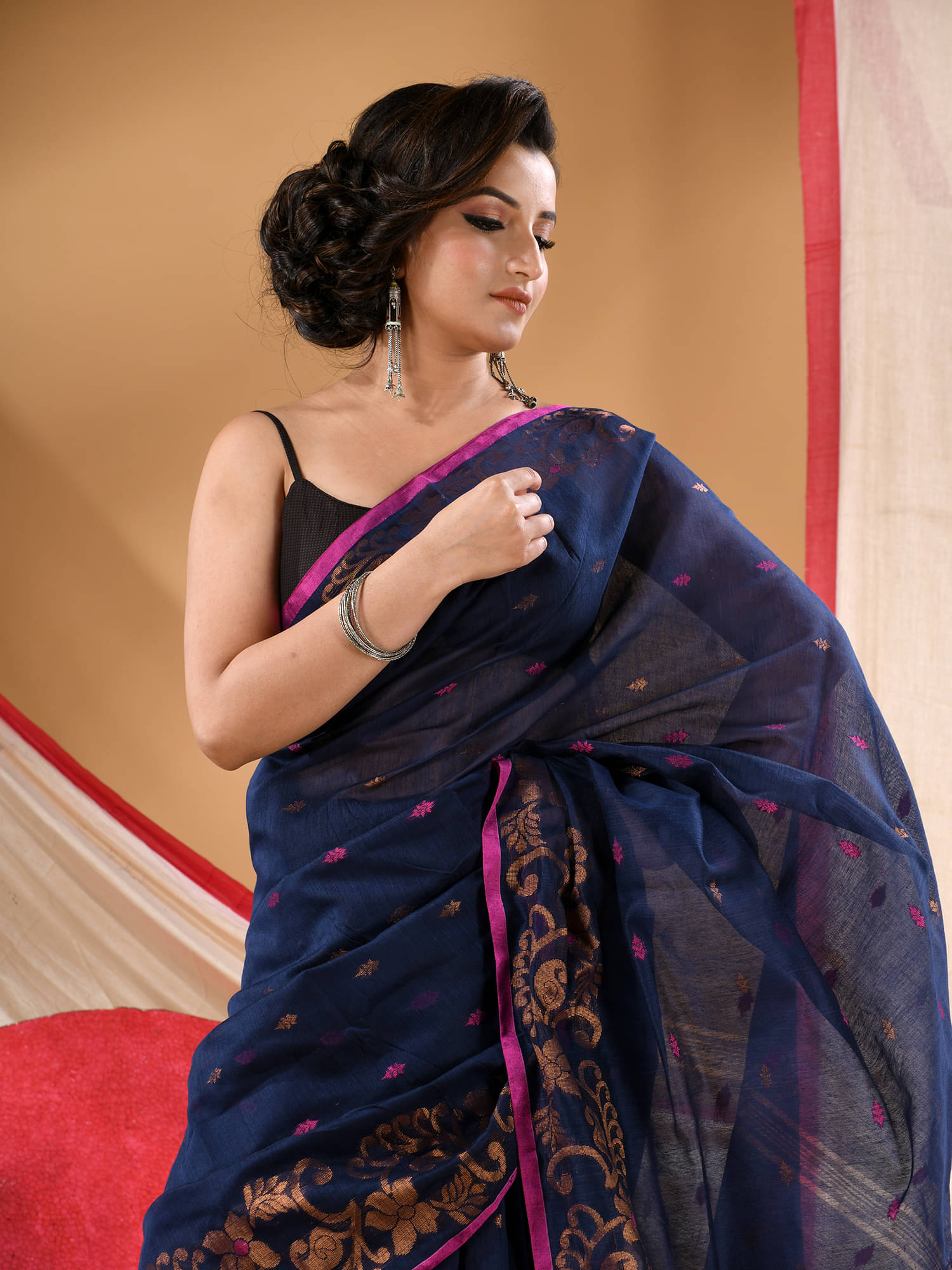 Desh Bidesh Cotton Silk Self Design Regular Saree With Unstitched Blouse Piece ( Light Blue ) Desh Bidesh Cotton Silk Self Design Regular Saree With Unstitched Blouse Piece ( Light Blue )