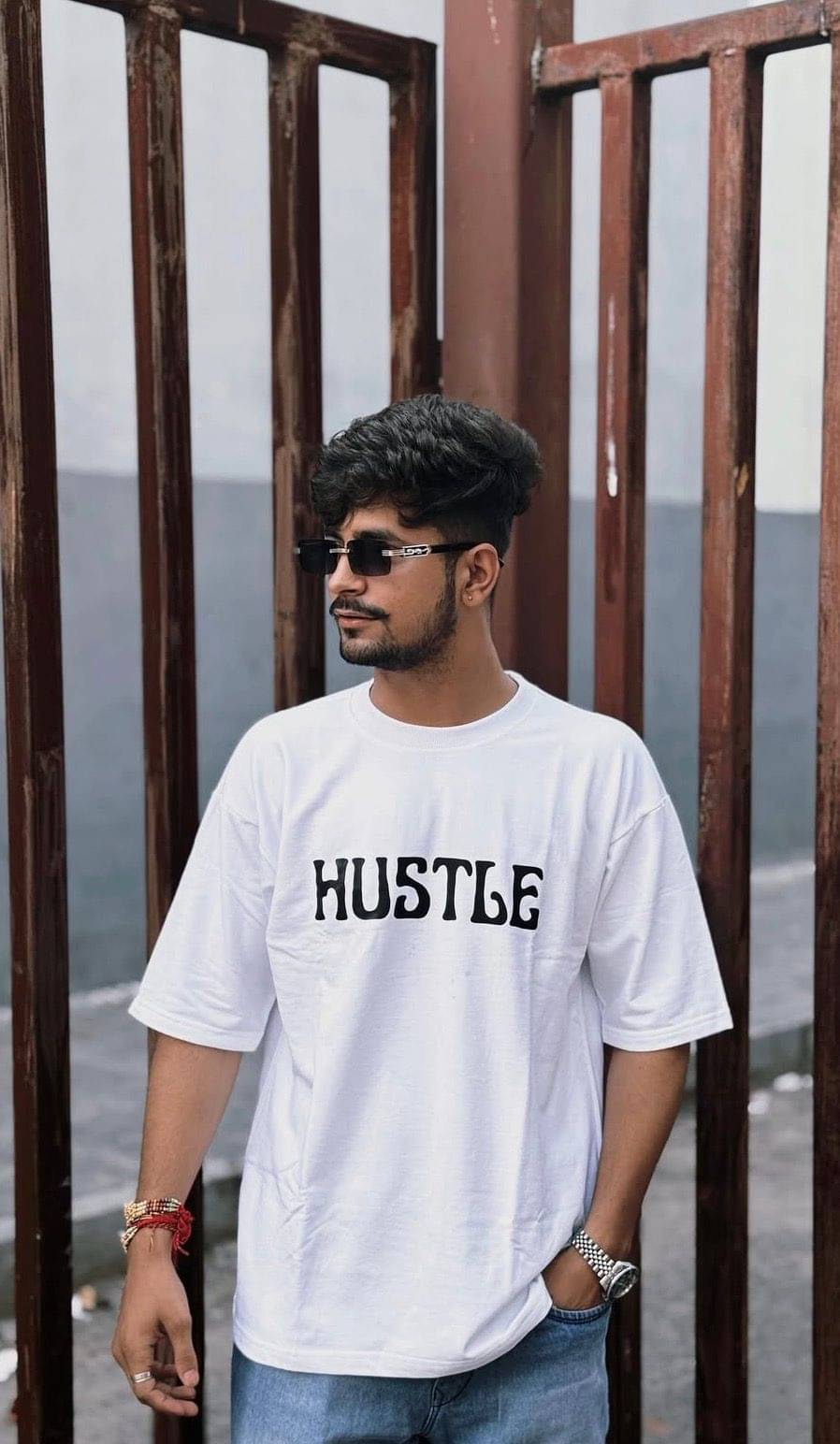 Zero8 Men 100% Cotton Oversized Fit Self Design T-Shirt ( White ) Zero8 Men 100% Cotton Oversized Fit Self Design T-Shirt ( White )