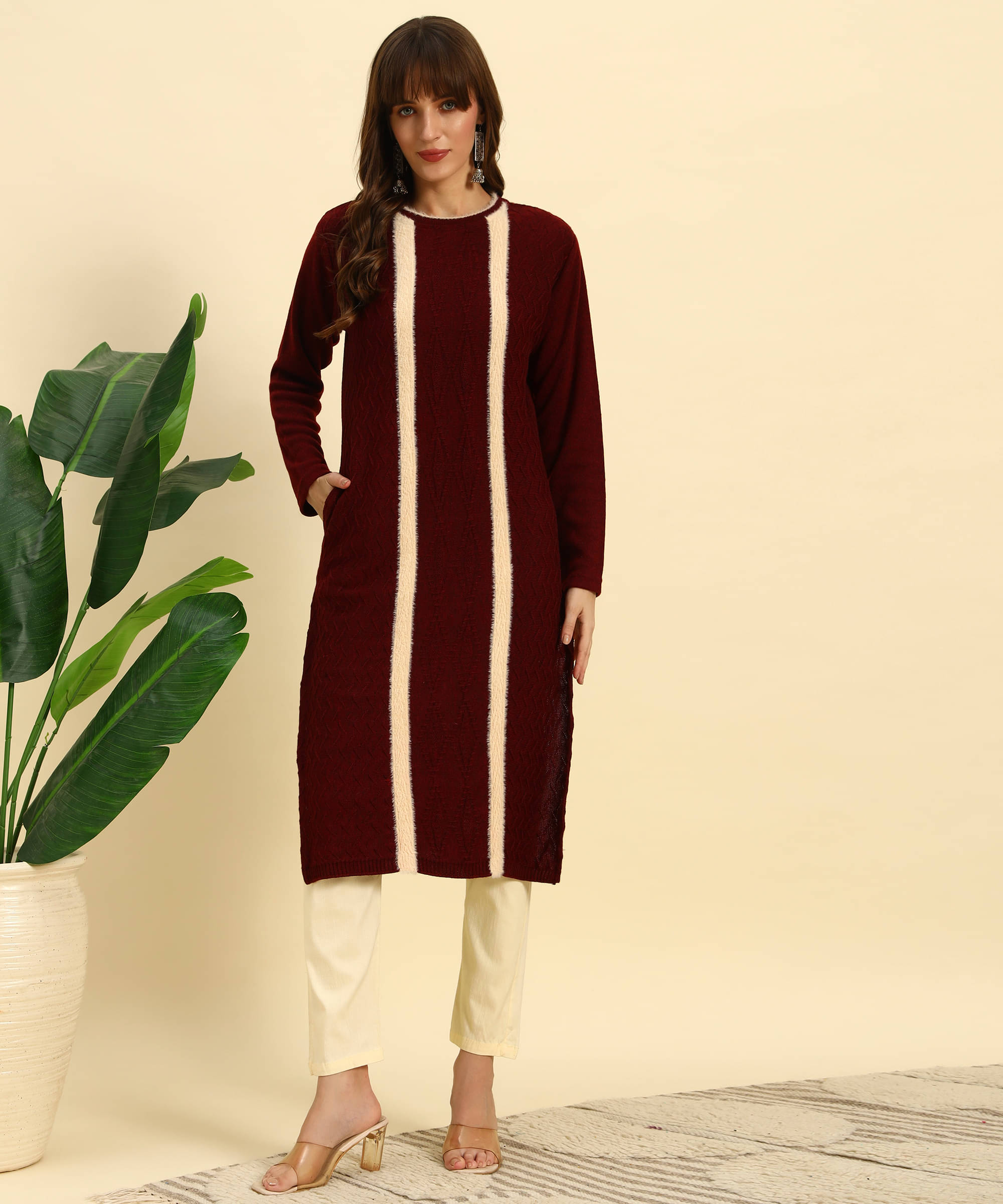     			Canblar Women Woollen Striped Straight Kurti ( Maroon )