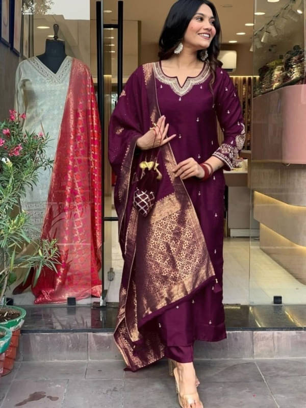     			HIRVA FAB Women Chanderi Embroidered Straight Kurti With Pants ( Wine )