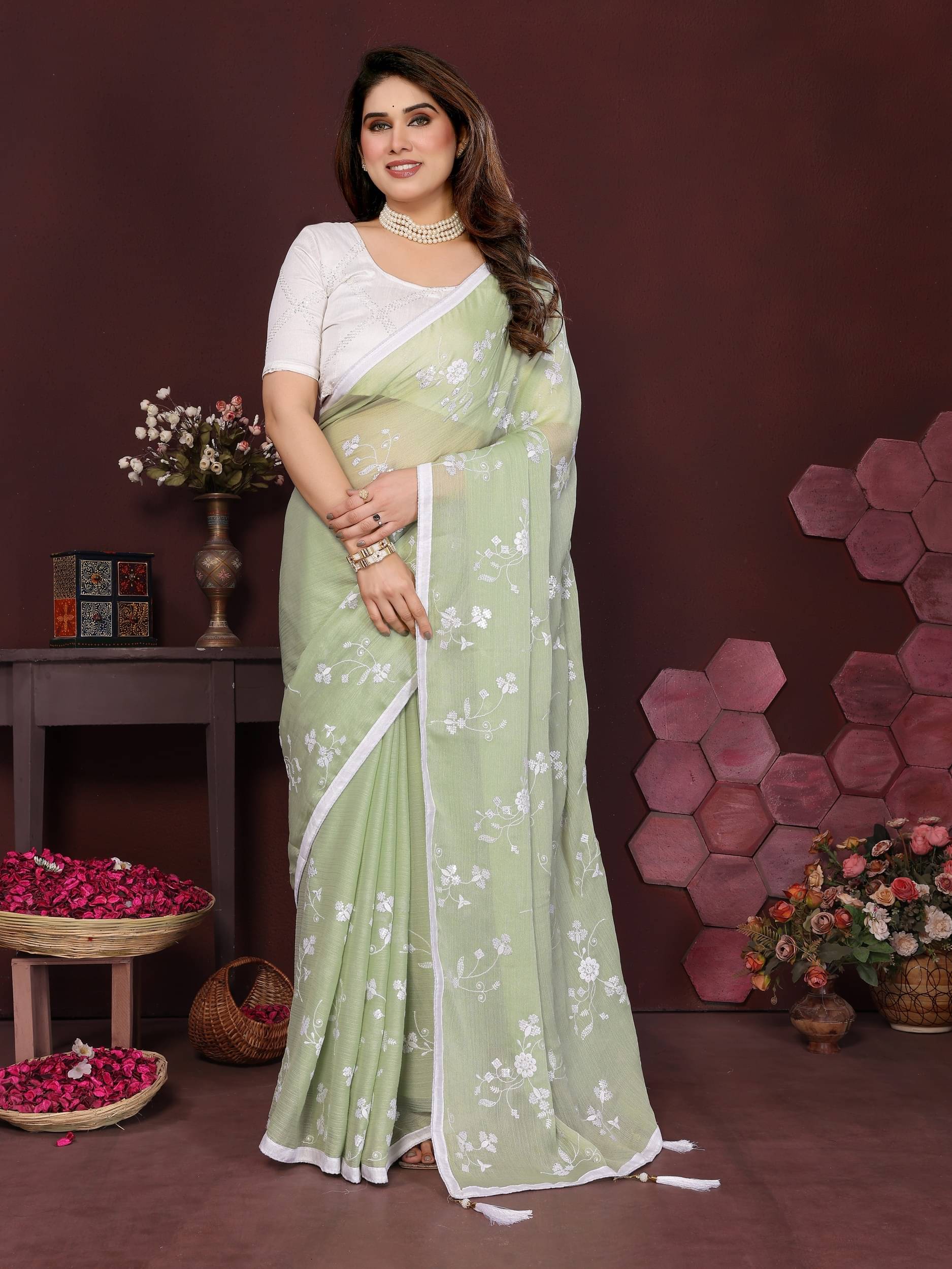     			PANZORA Chiffon Solid Regular Saree Without Blouse Piece ( Green )