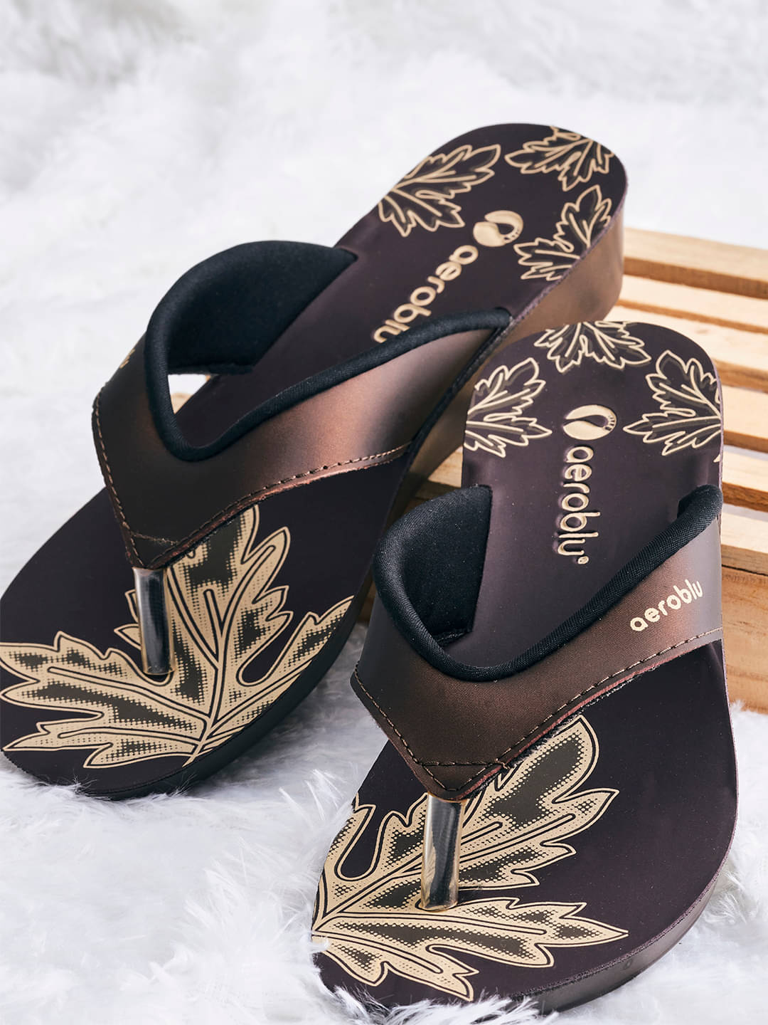     			Puntoblu Brown Women's Slipper