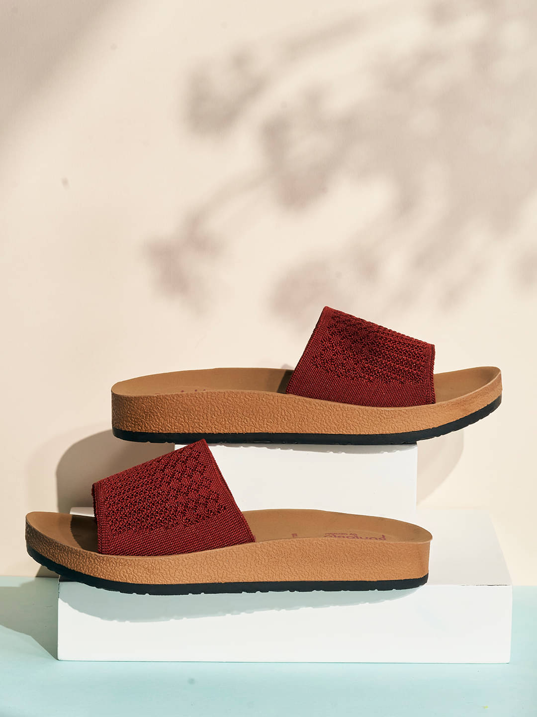     			Puntoblu Maroon Women's Slipper