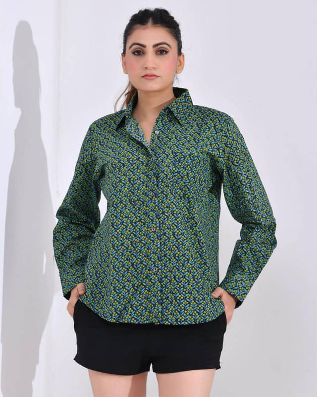     			SIDDHO HUM Women Printed Cotton Shirt ( Green )
