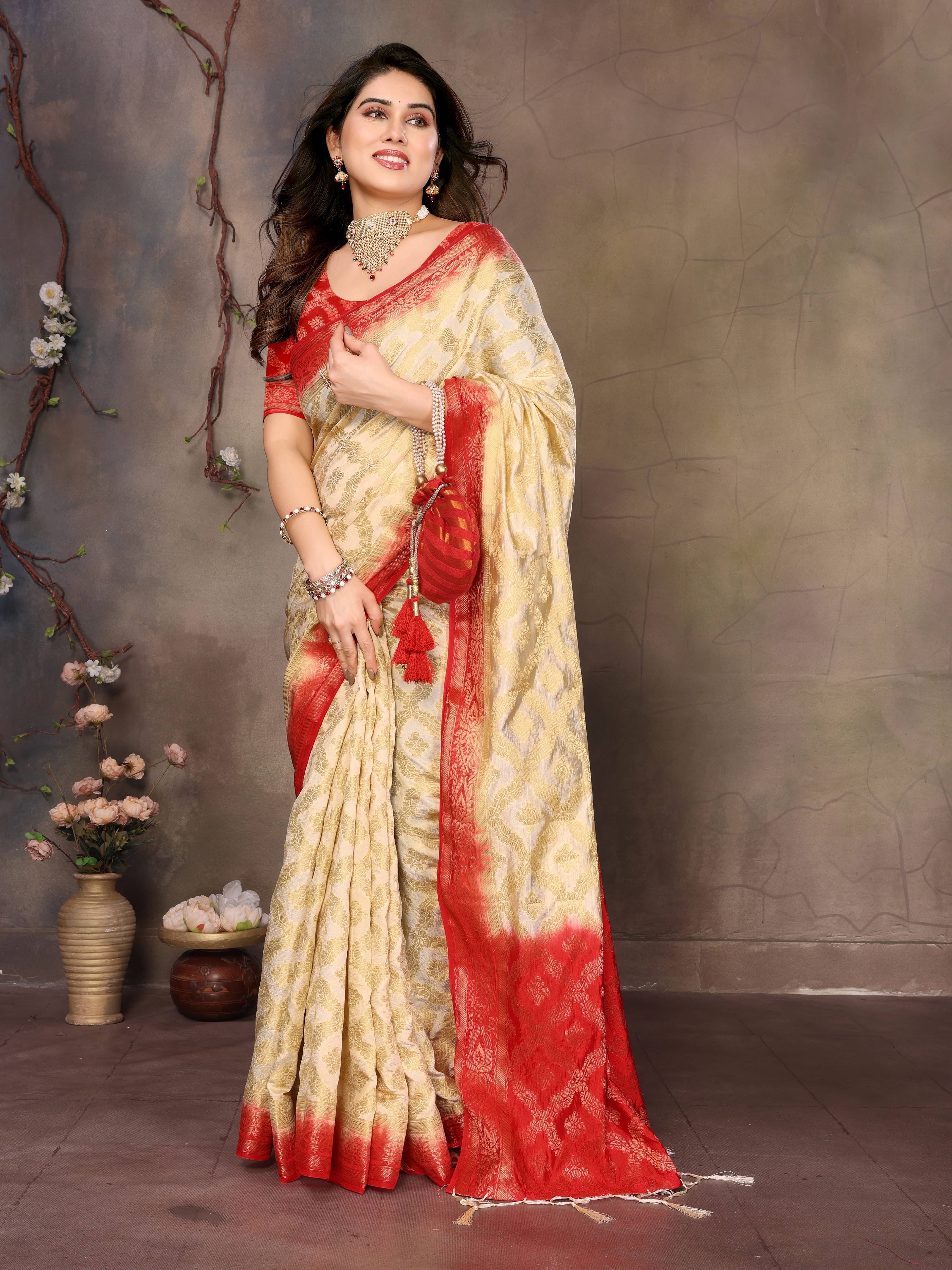     			Sidhidata Silk Dyed Banarasi saree With Unstitched Blouse Piece ( Off White )