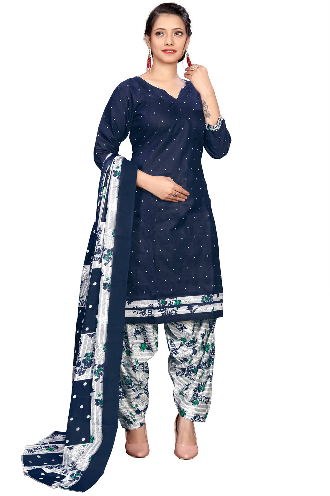     			VihaanExim Women Cotton Blend Printed Straight Kurti With Patiala Salwar ( Navy Blue )