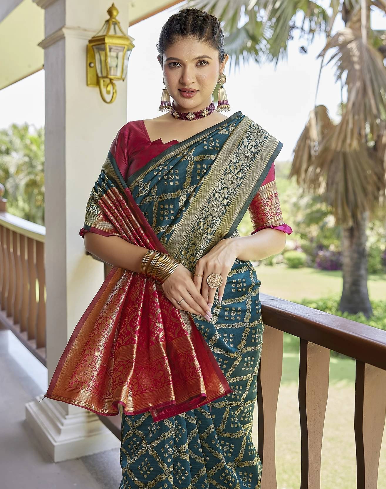     			Yashika Art Silk Embroidered Kanjeevaram Sarees With Unstitched Blouse Piece ( Green )