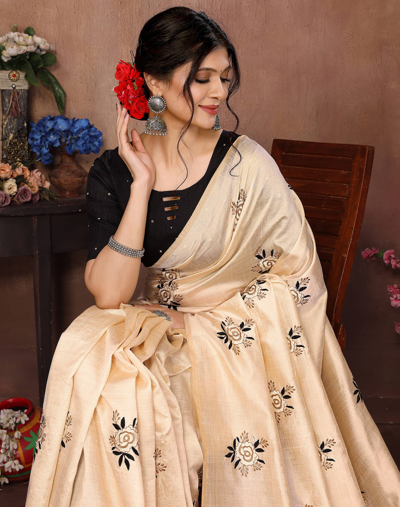     			Yashika Art Silk Embroidered Regular Saree With Unstitched Blouse Piece ( Brown )