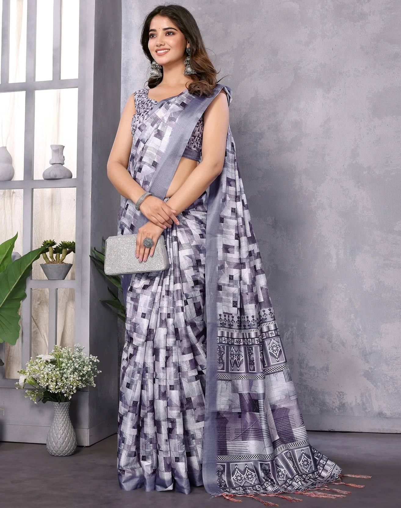     			Yashika Art Silk Printed Regular Saree With Unstitched Blouse Piece ( Grey )