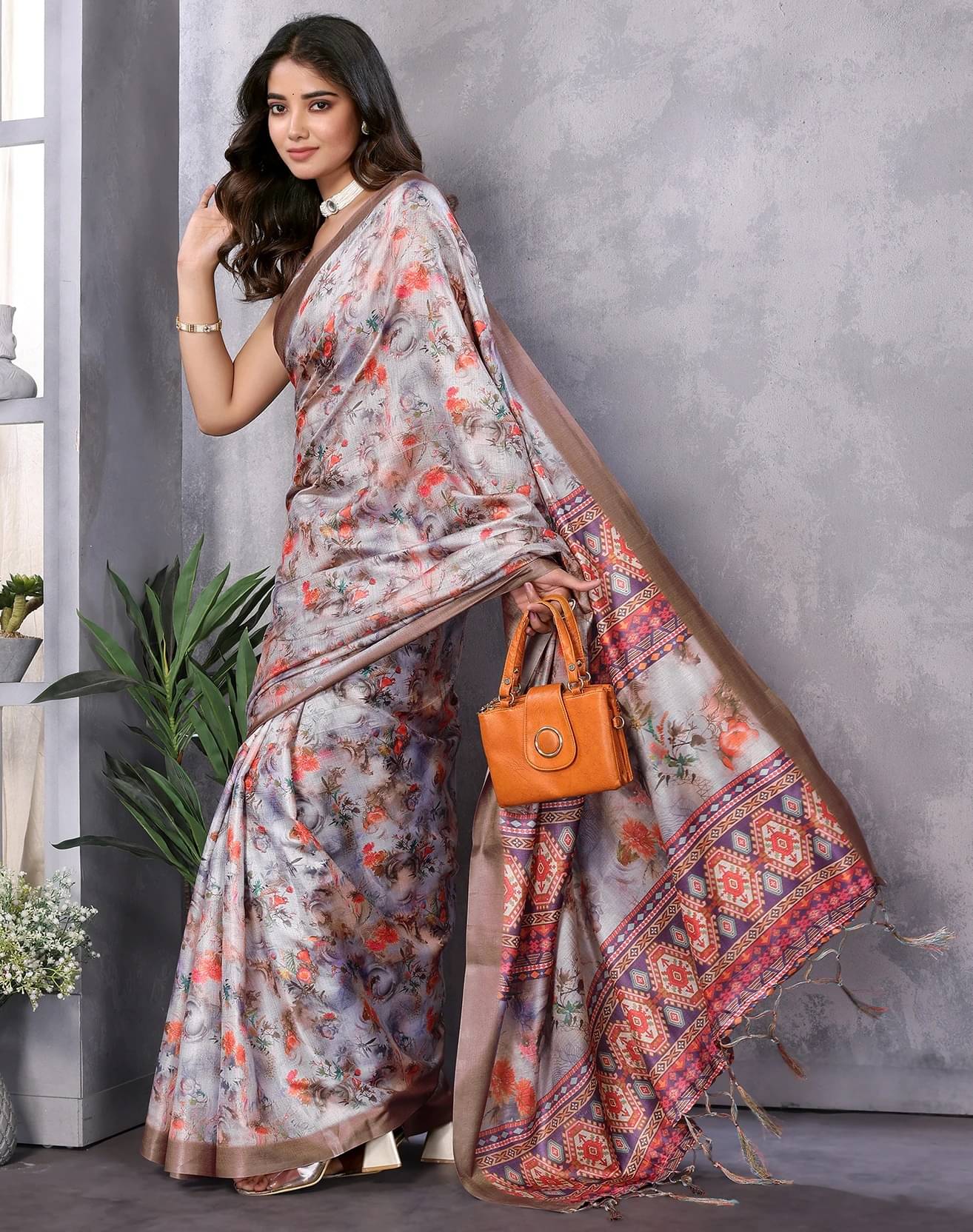 Yashika Art Silk Printed Regular Saree With Unstitched Blouse Piece ( Grey )     			Yashika Art Silk Printed Regular Saree With Unstitched Blouse Piece ( Grey )