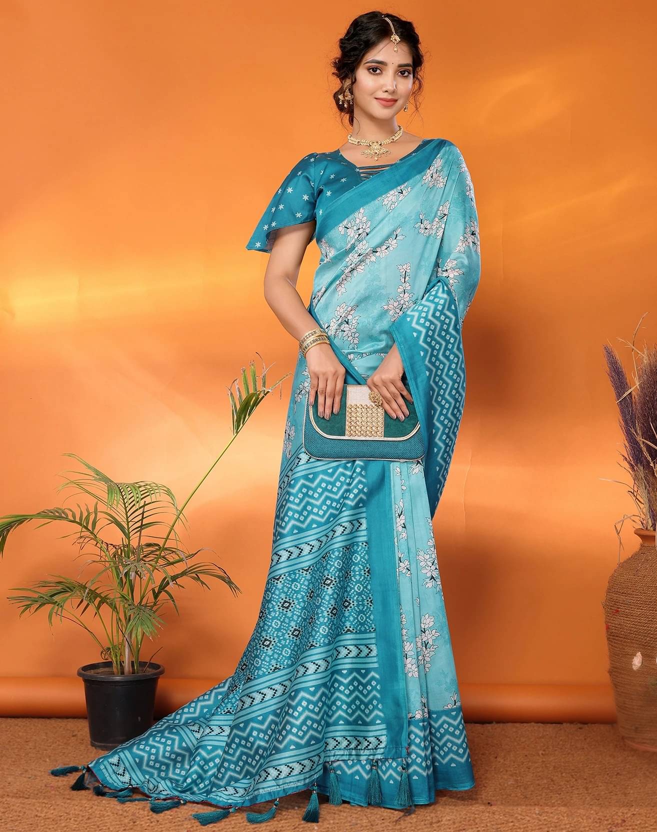     			Yashika Art Silk Printed Regular Saree With Unstitched Blouse Piece ( Blue )