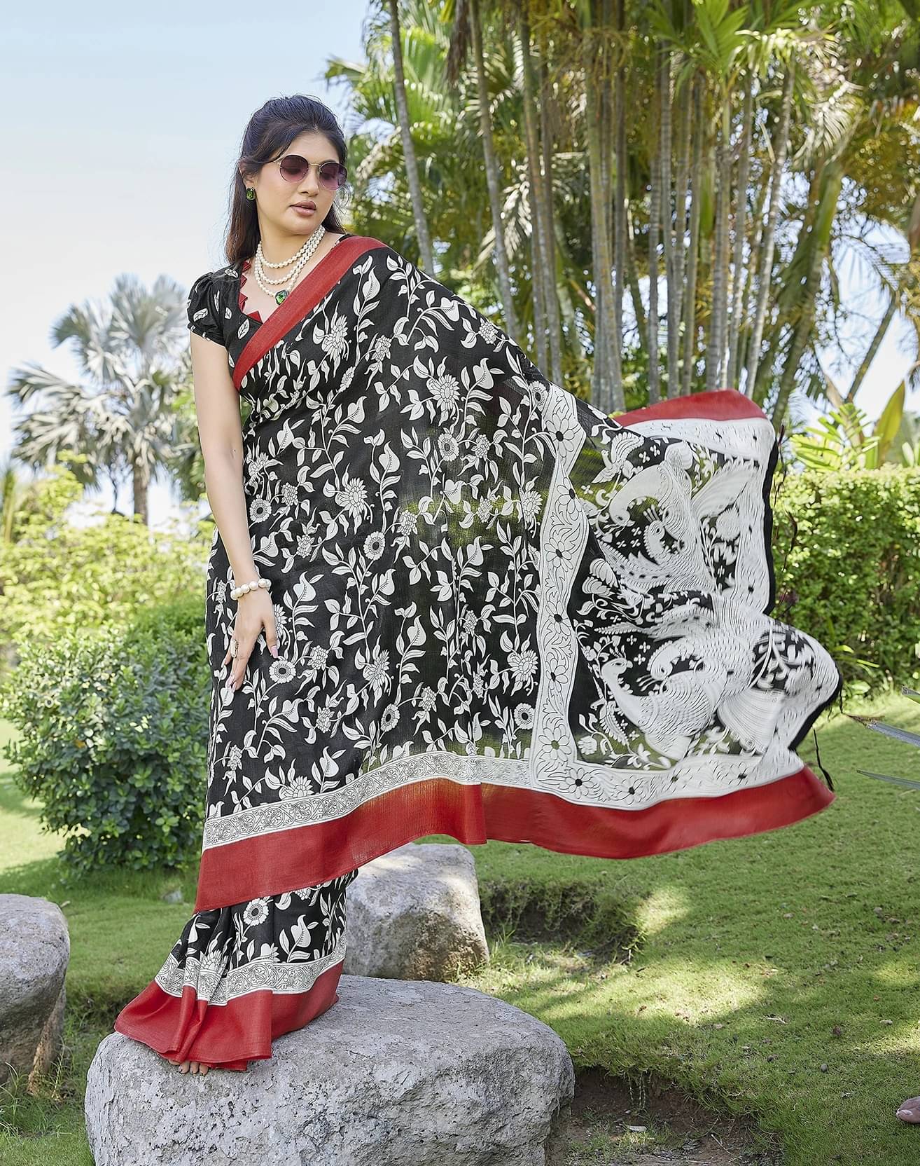 Yashika Art Silk Printed Regular Saree With Unstitched Blouse Piece ( Black )     			Yashika Art Silk Printed Regular Saree With Unstitched Blouse Piece ( Black )