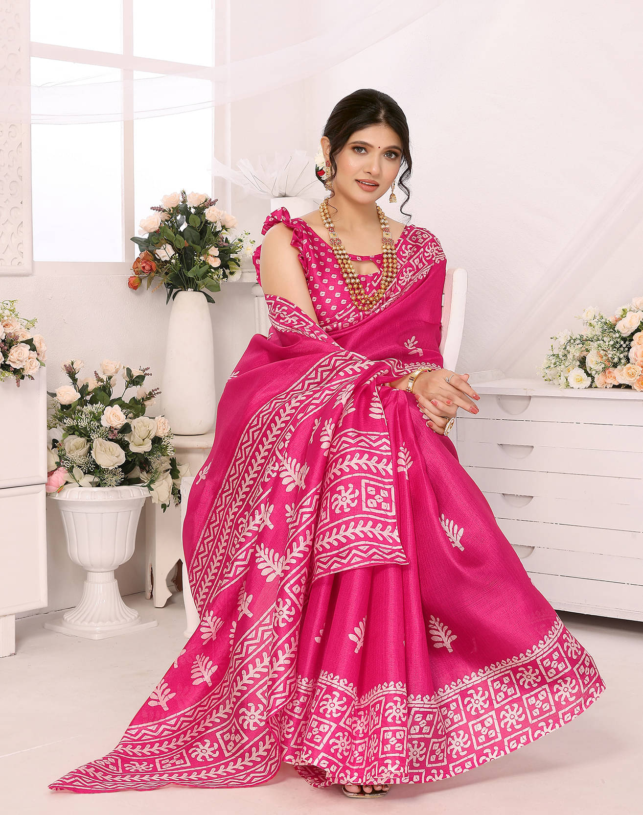     			Yashika Art Silk Printed Regular Saree With Unstitched Blouse Piece ( Pink )