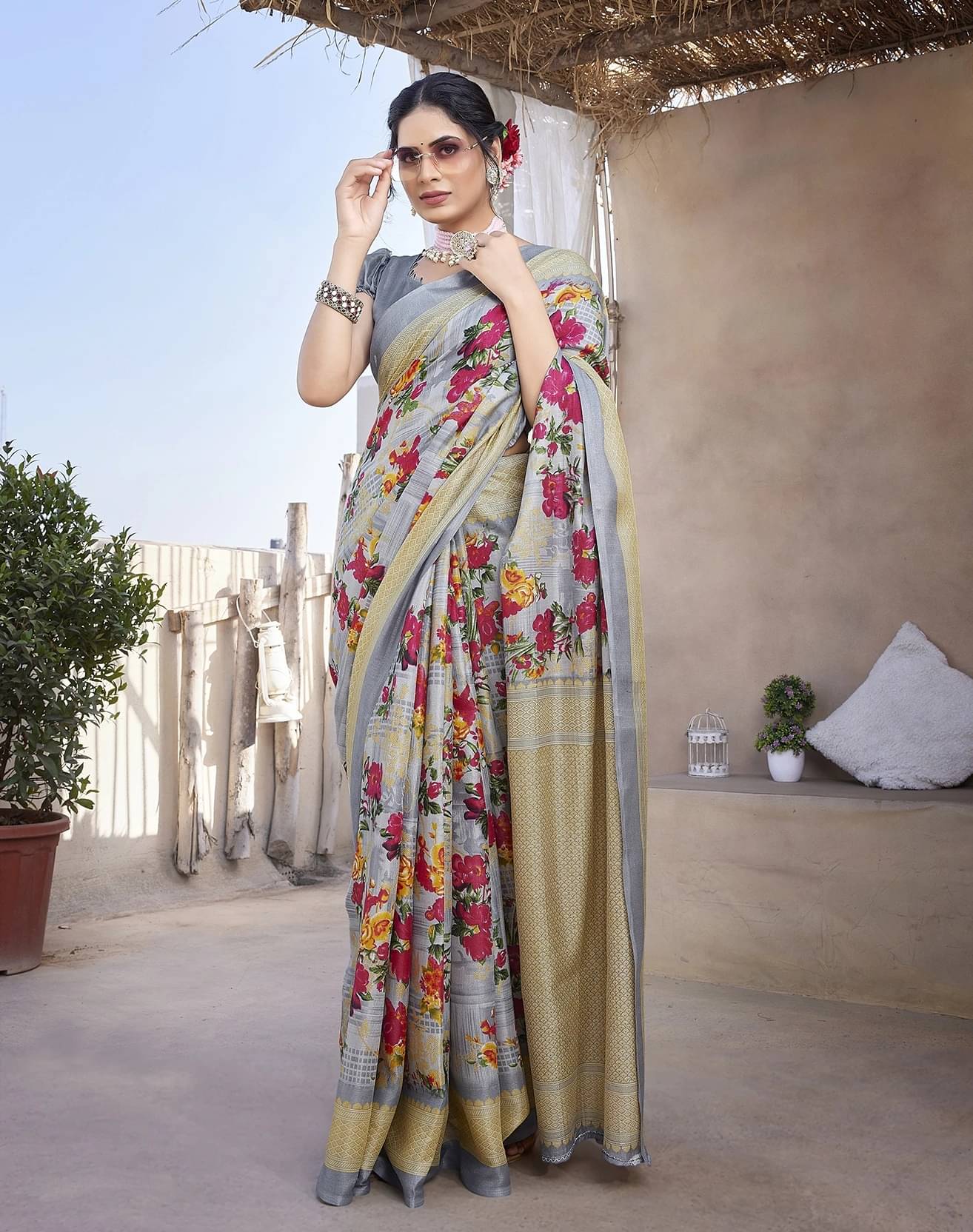     			Yashika Art Silk Printed Regular Saree With Unstitched Blouse Piece ( Grey )
