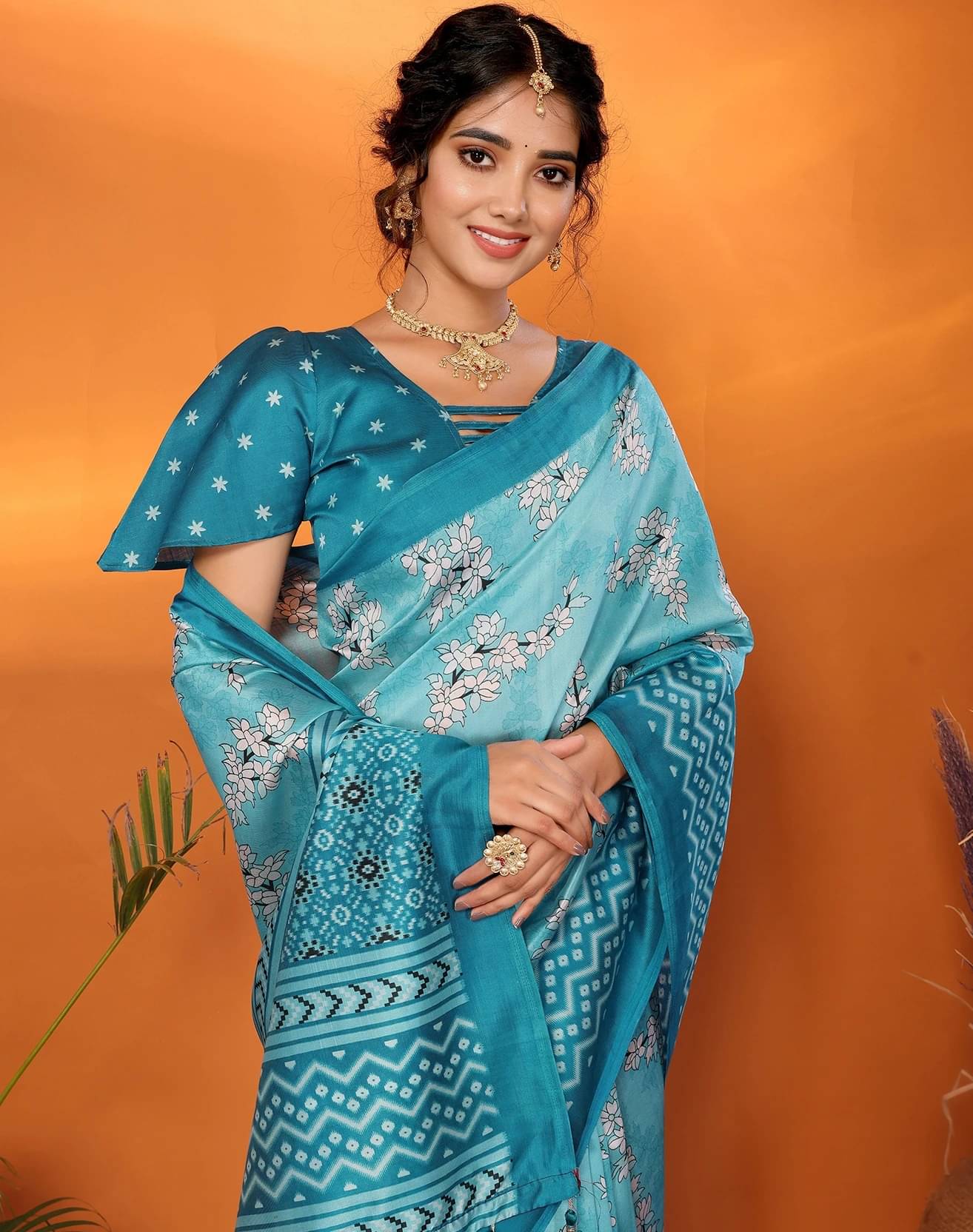     			Yashika Art Silk Printed Regular Saree With Unstitched Blouse Piece ( Blue )
