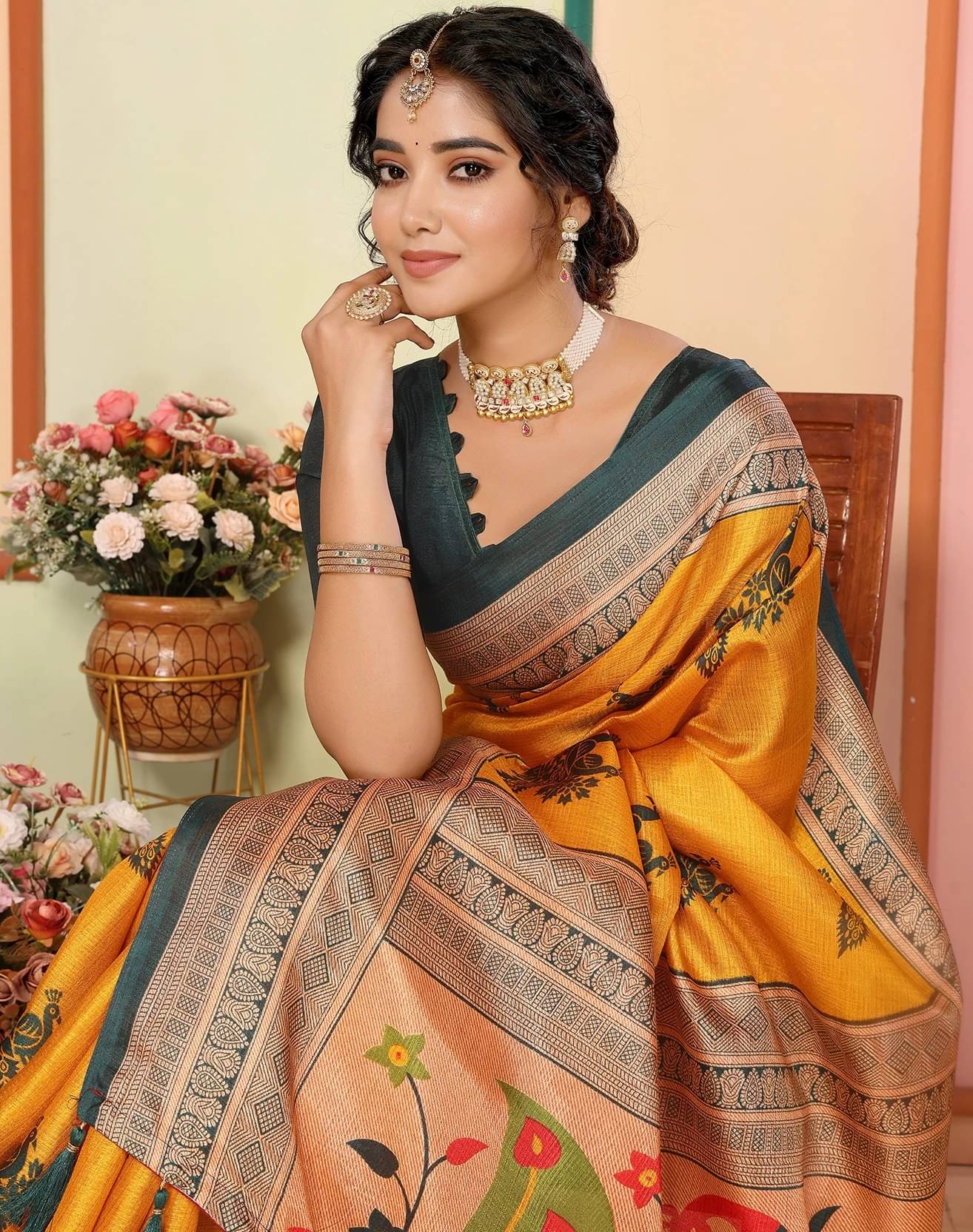     			Yashika Art Silk Printed Regular Saree With Unstitched Blouse Piece ( Yellow )