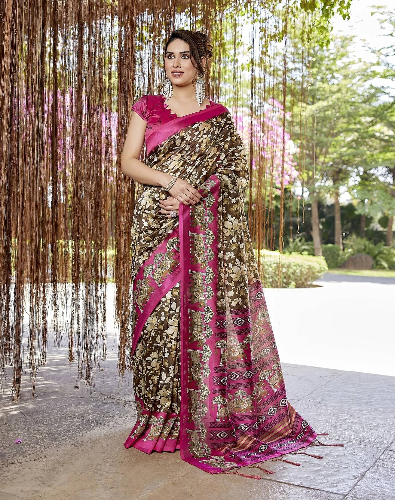 Yashika Art Silk Printed Regular Saree With Unstitched Blouse Piece ( Yellow ) Yashika Art Silk Printed Regular Saree With Unstitched Blouse Piece ( Yellow )