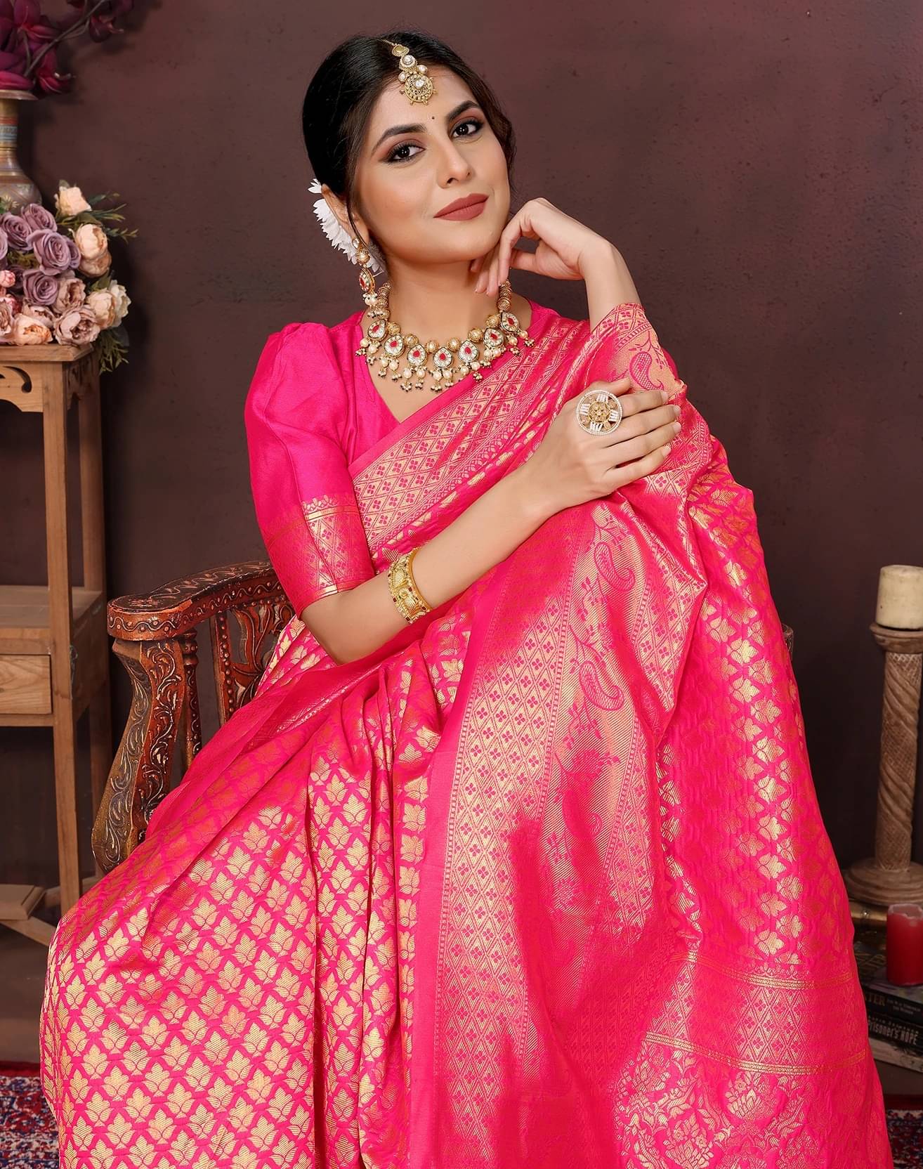     			Yashika Art Silk Woven Kanjeevaram Sarees With Unstitched Blouse Piece ( Pink )
