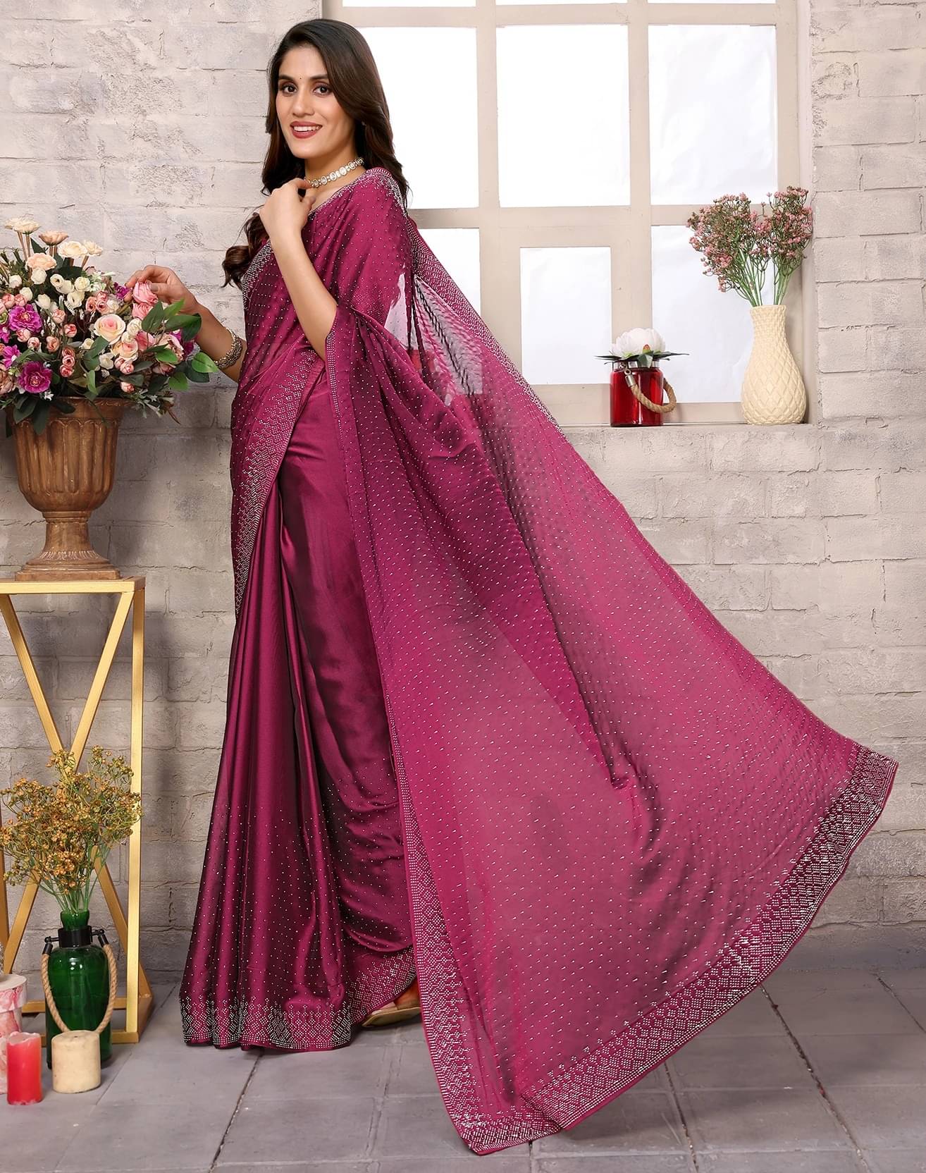     			Yashika Chiffon Embellished Regular Saree With Unstitched Blouse Piece ( Purple )