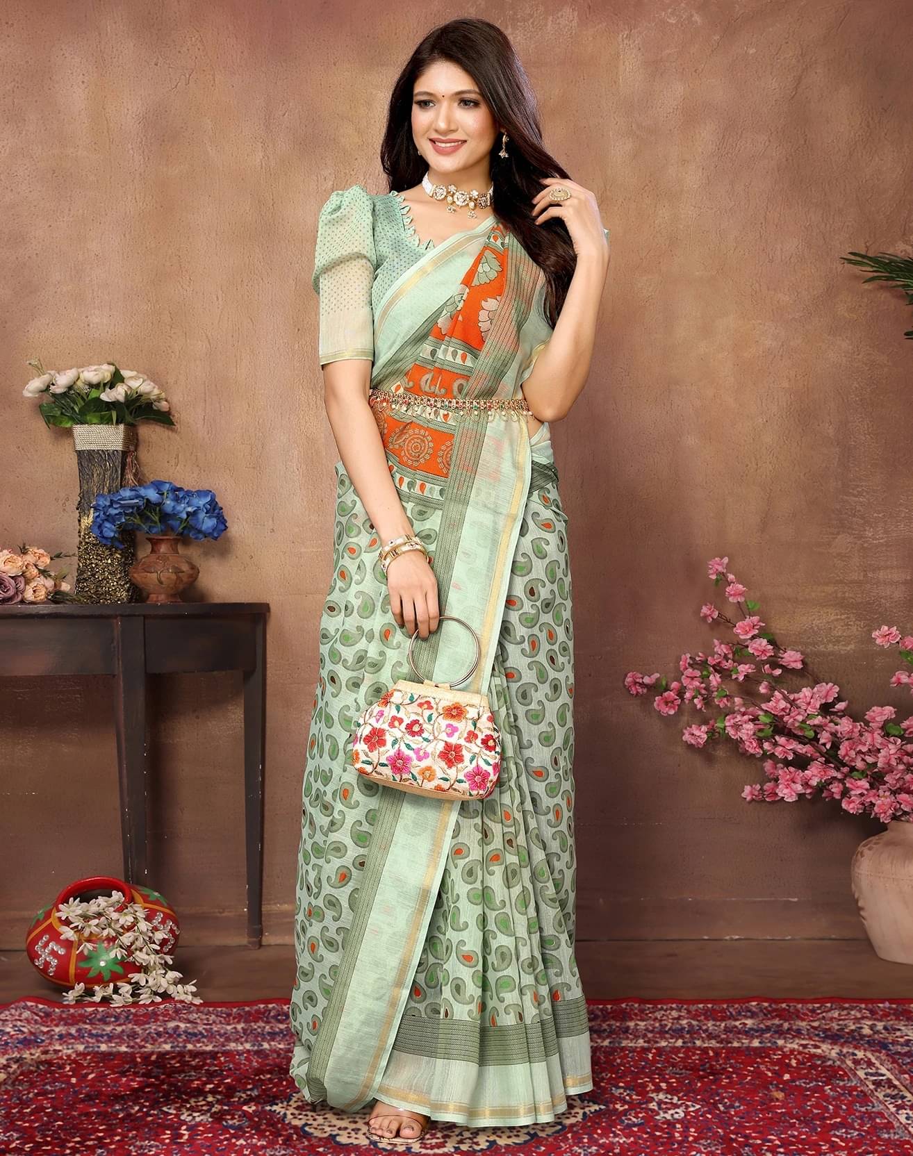 Yashika Cotton Blend Printed Regular Saree With Unstitched Blouse Piece ( Green ) Yashika Cotton Blend Printed Regular Saree With Unstitched Blouse Piece ( Green )
