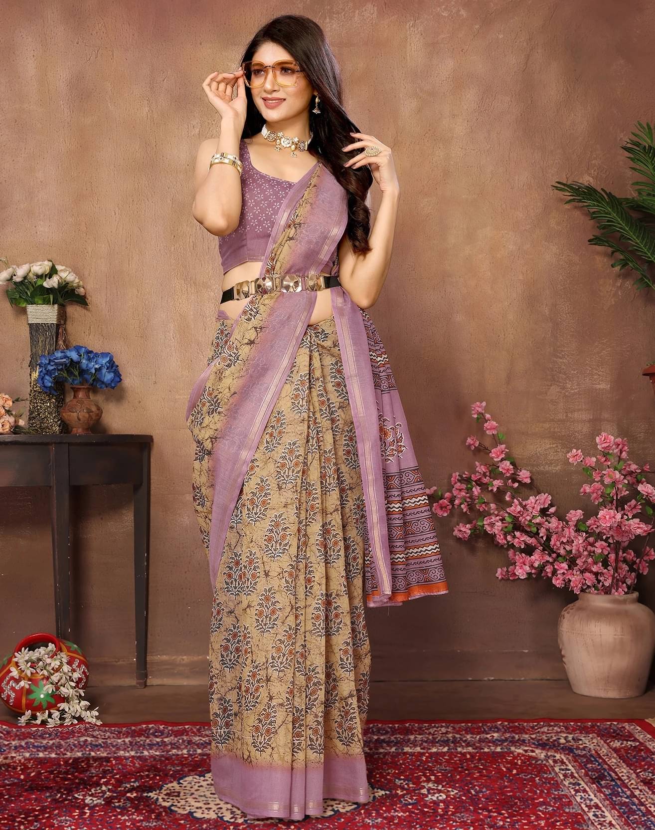     			Yashika Cotton Blend Printed Regular Saree With Unstitched Blouse Piece ( Brown )