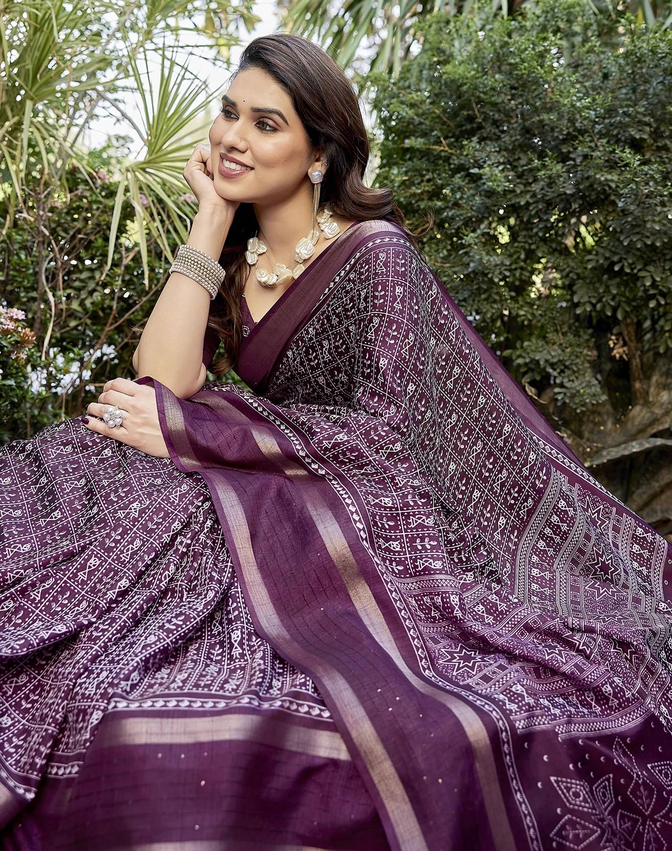     			Yashika Cotton Silk Printed Banarasi saree With Unstitched Blouse Piece ( Purple )