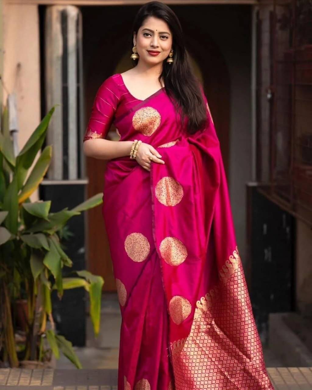 Yashika Cotton Silk Printed Banarasi saree With Unstitched Blouse Piece ( Pink )     			Yashika Cotton Silk Printed Banarasi saree With Unstitched Blouse Piece ( Pink )