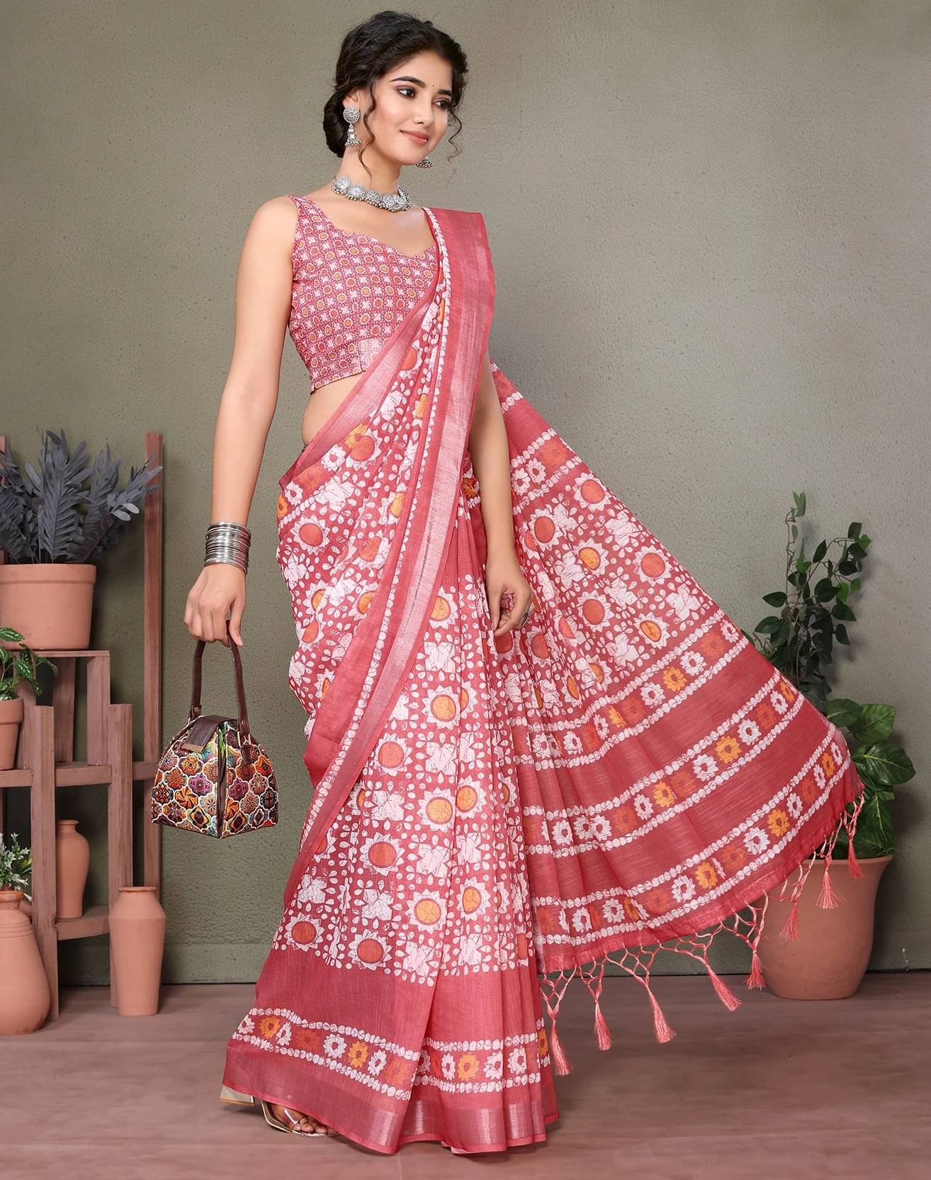Yashika Cotton Silk Woven Regular Saree With Unstitched Blouse Piece ( Pink )     			Yashika Cotton Silk Woven Regular Saree With Unstitched Blouse Piece ( Pink )