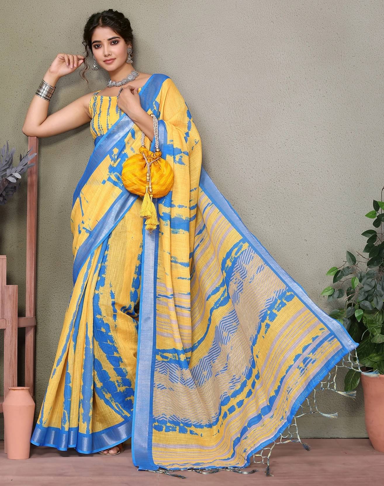     			Yashika Cotton Silk Woven Regular Saree With Unstitched Blouse Piece ( Yellow )