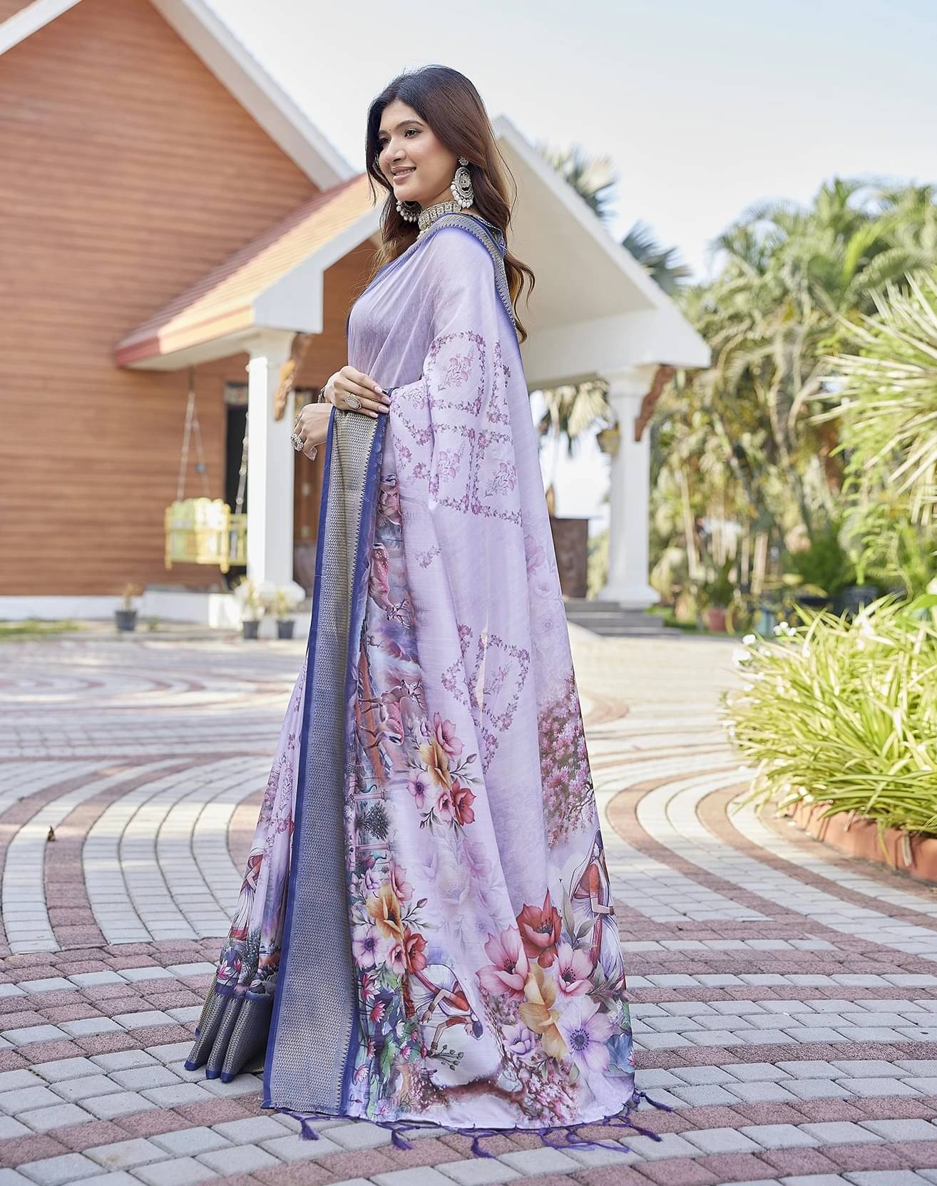     			Yashika Cotton Silk Woven Regular Saree With Unstitched Blouse Piece ( Blue )